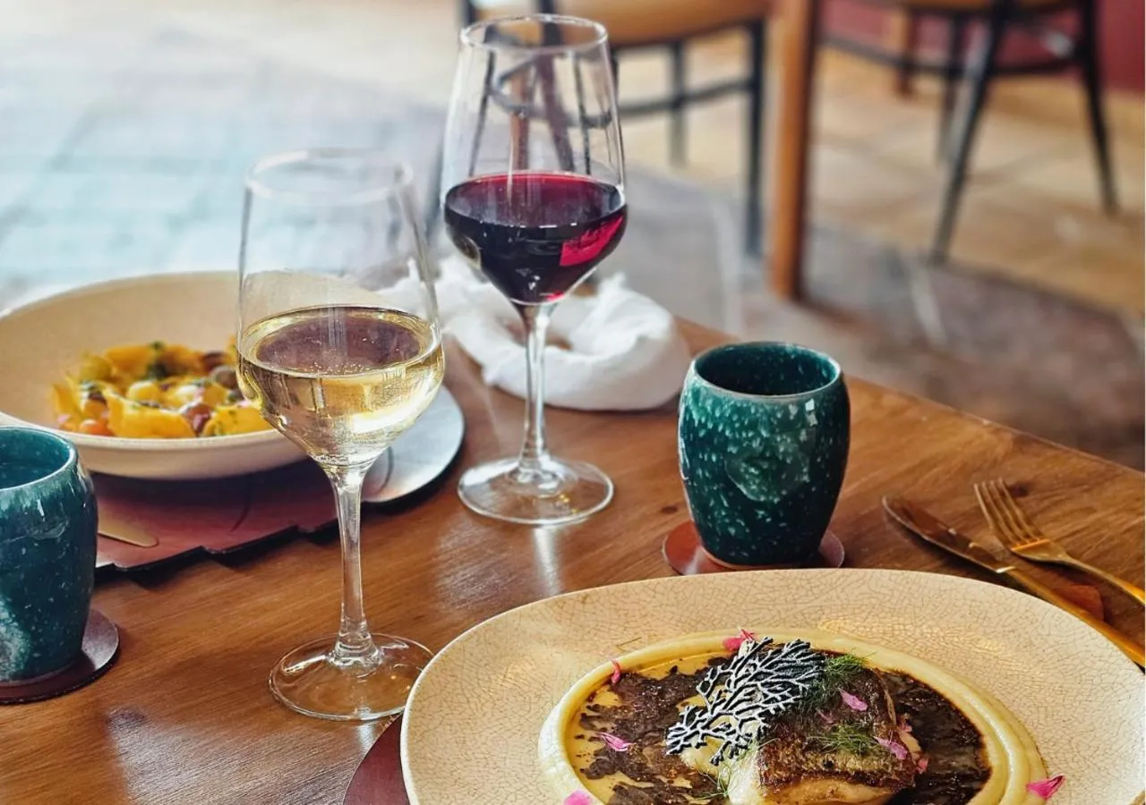 Restaurant/places to eat in Hotel Ecolife Tenerife