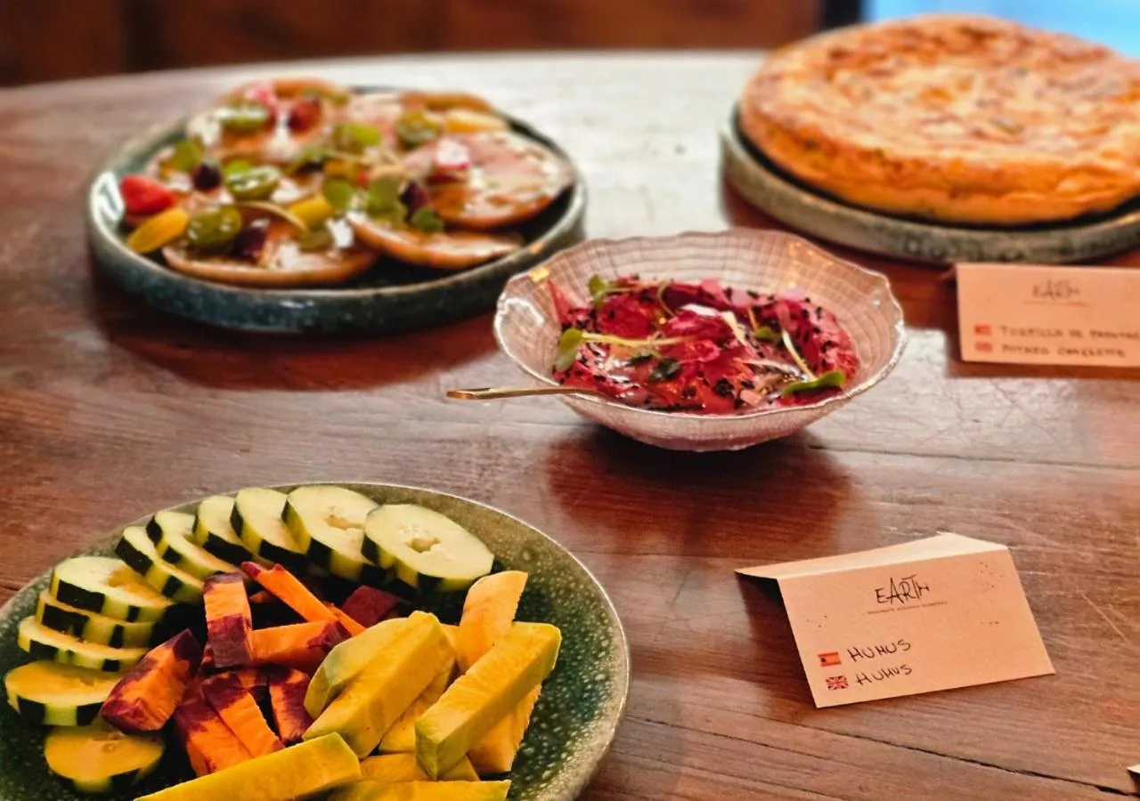 Restaurant/places to eat in Hotel Ecolife Tenerife