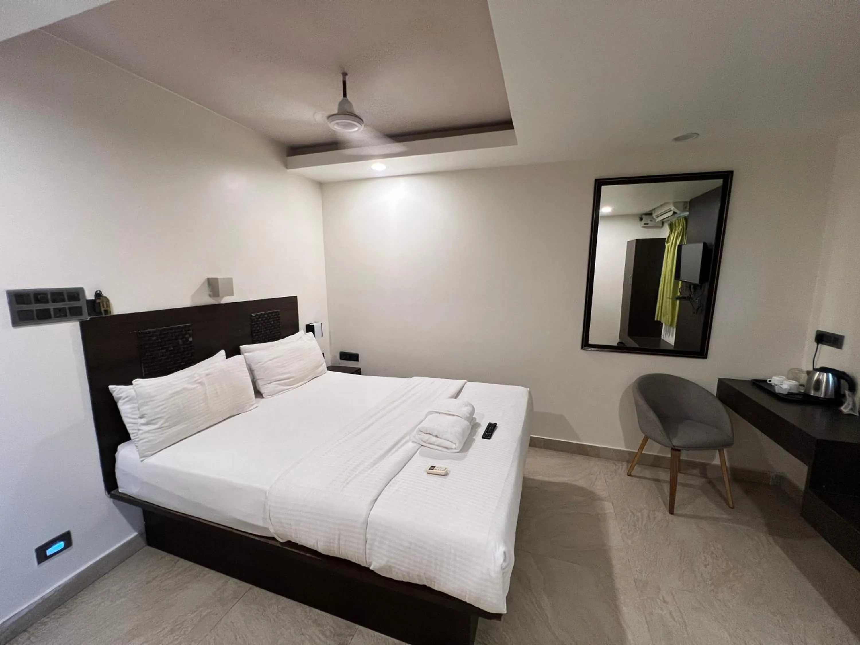 Bed in Diviyum Manor