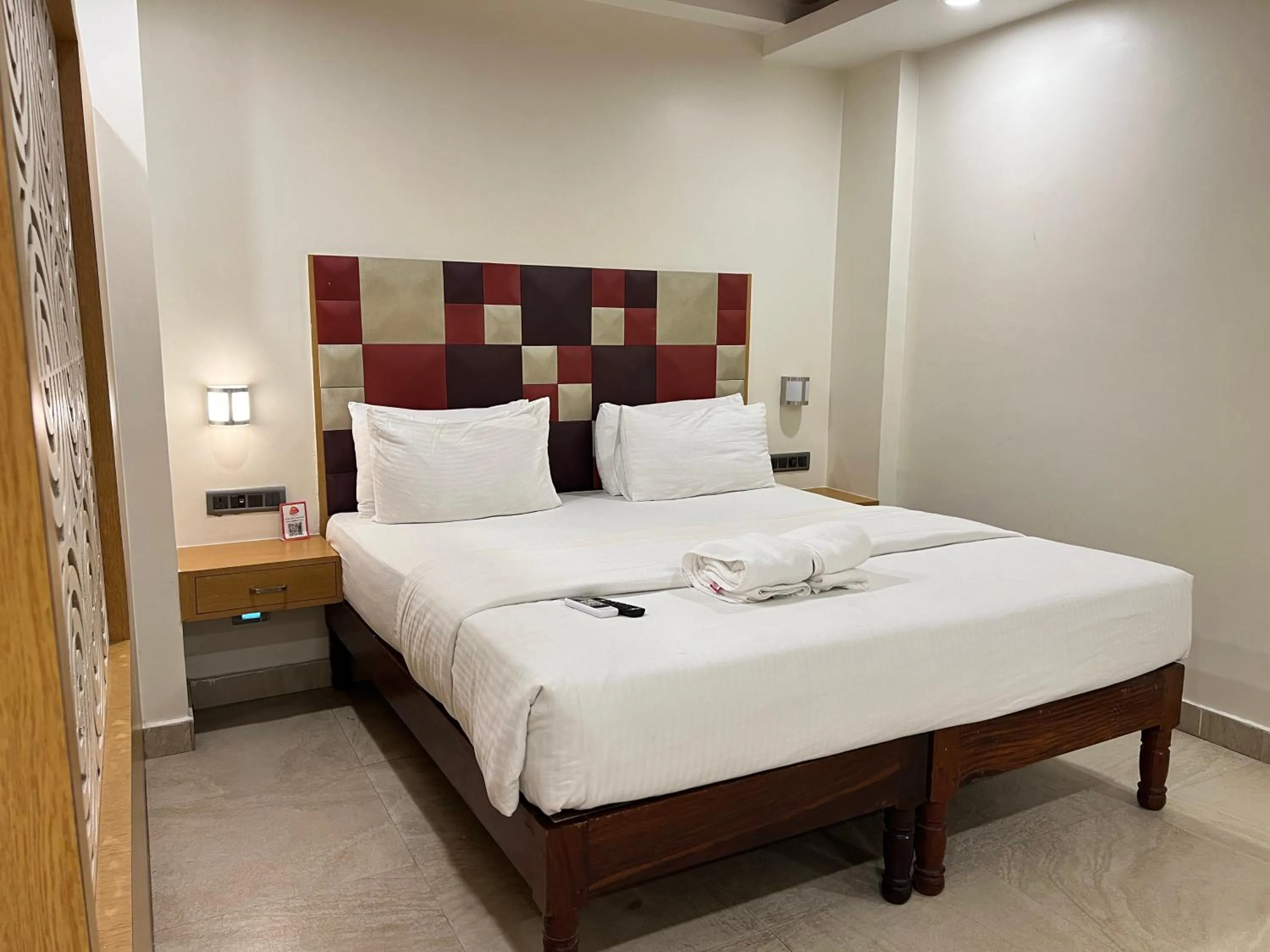 Bed in Diviyum Manor