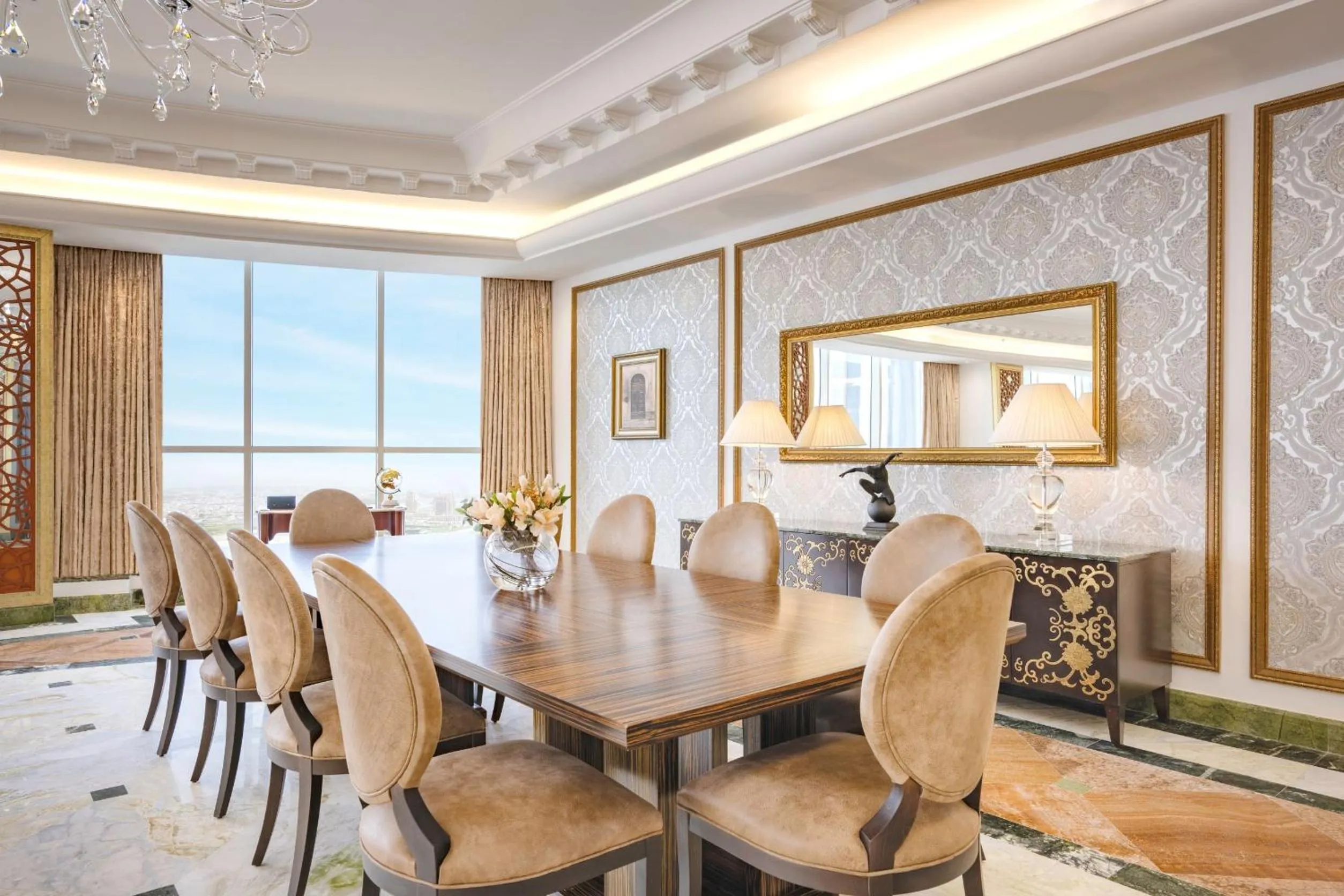 Dining area in Dusit Hotel & Suites - Doha