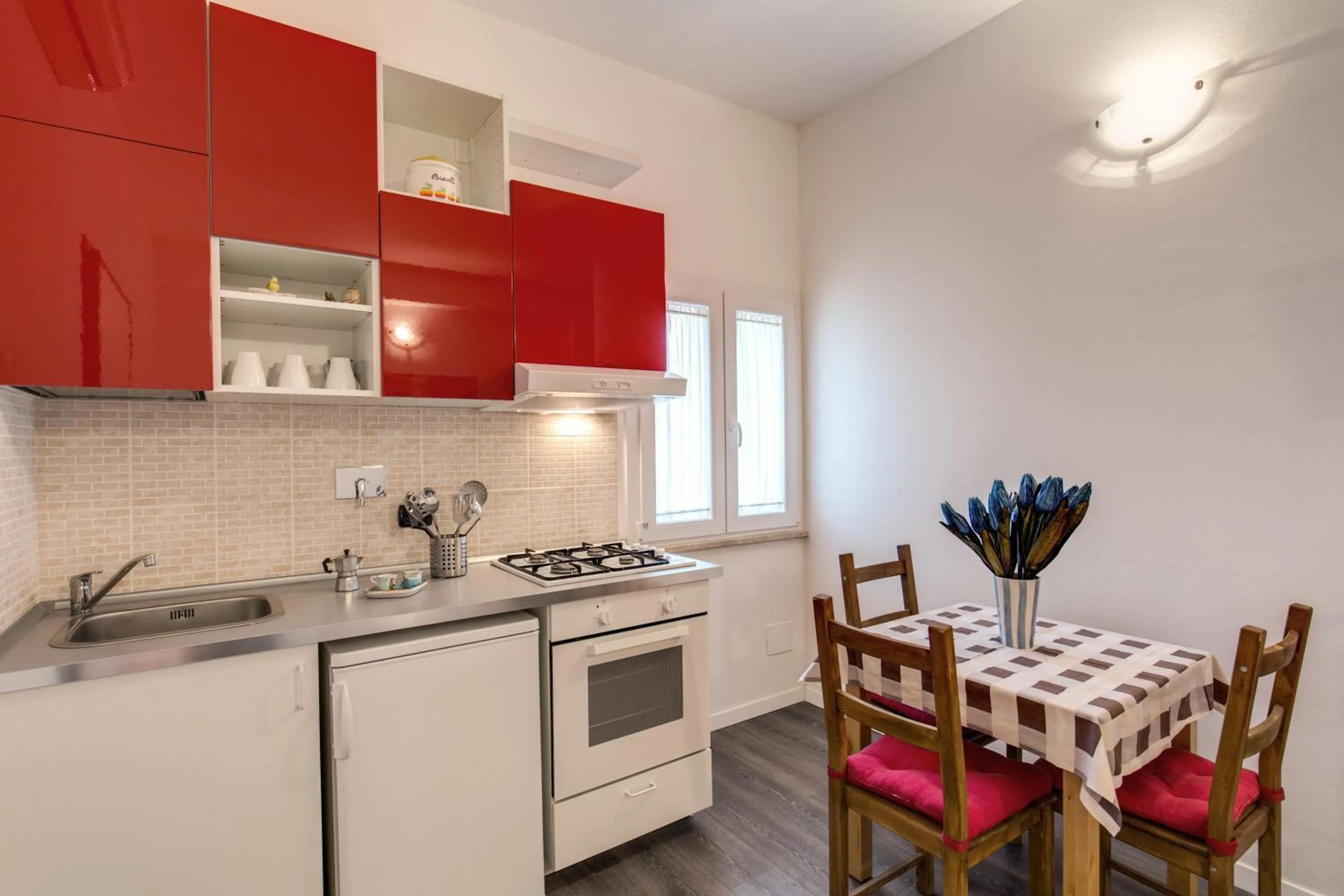 Kitchen or kitchenette in Zen B&B