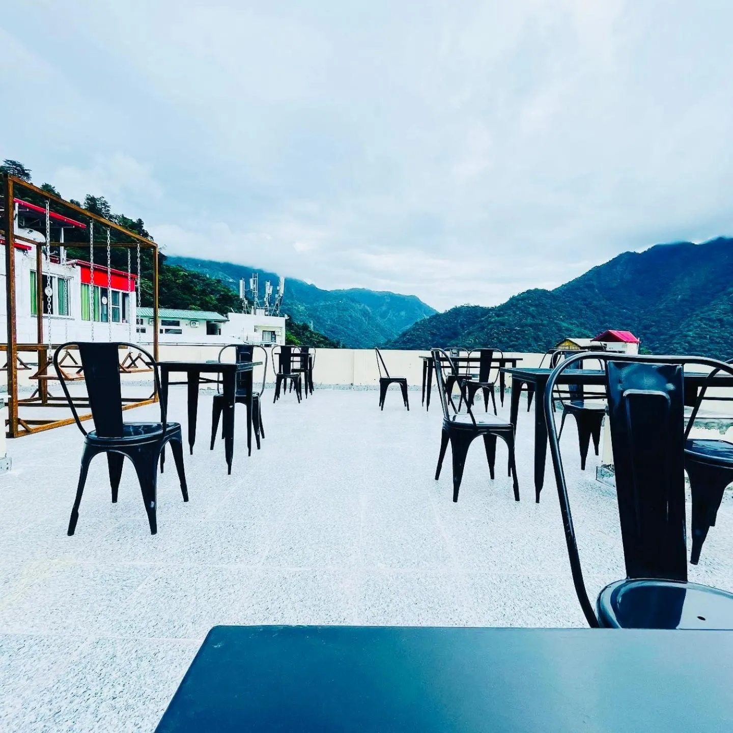 Skyard Premium, Tapovan