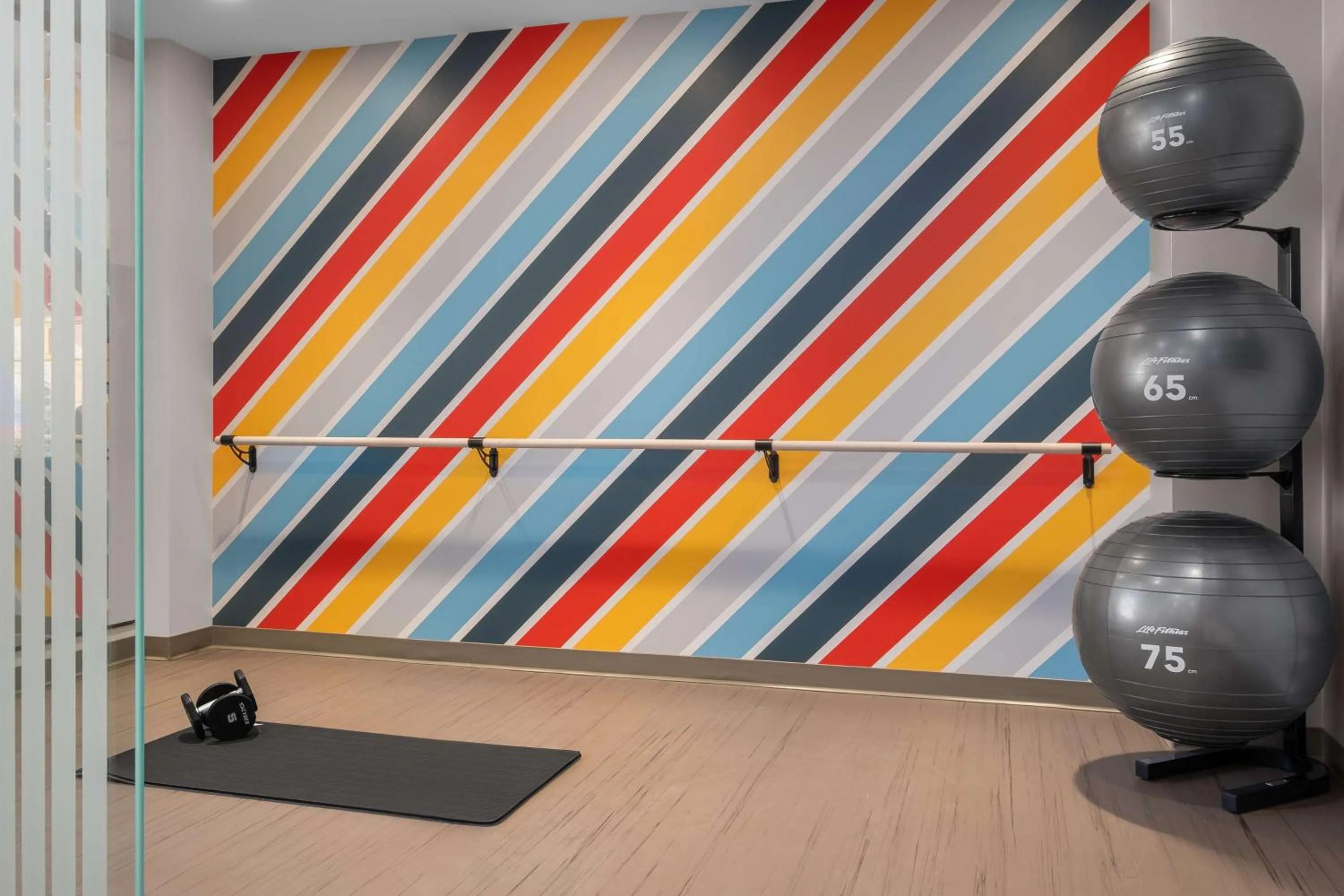 Fitness centre/facilities in Hotel Ardent Dayton Downtown, Tapestry Collection By Hilton