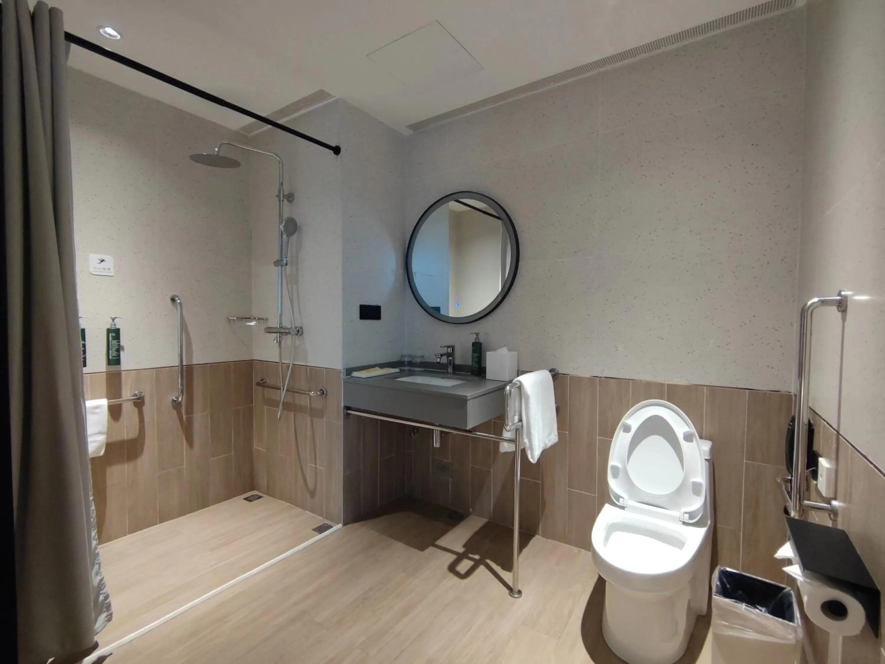 Toilet in Hilton Garden Inn Hefei Binhu New District