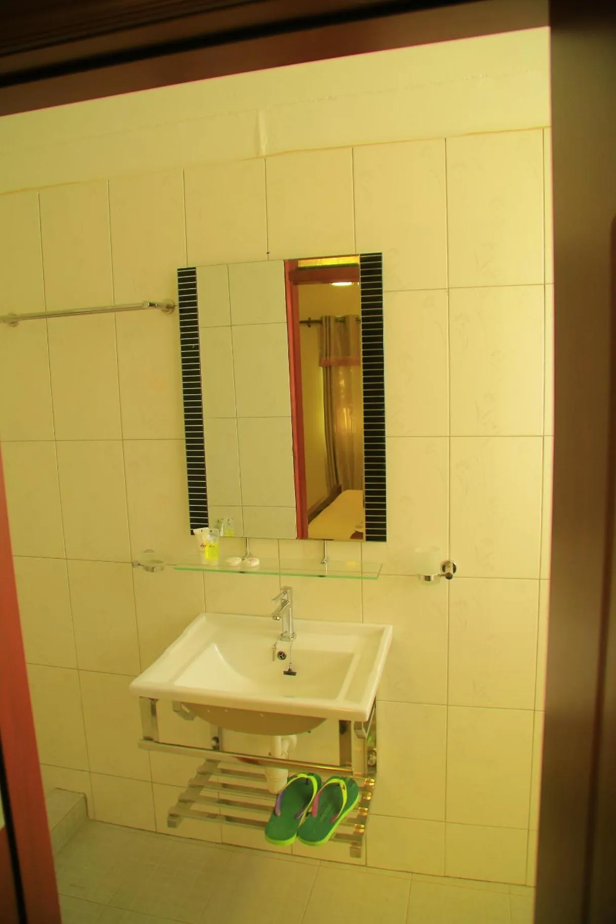 Bathroom in Royal Victoria House Ltd