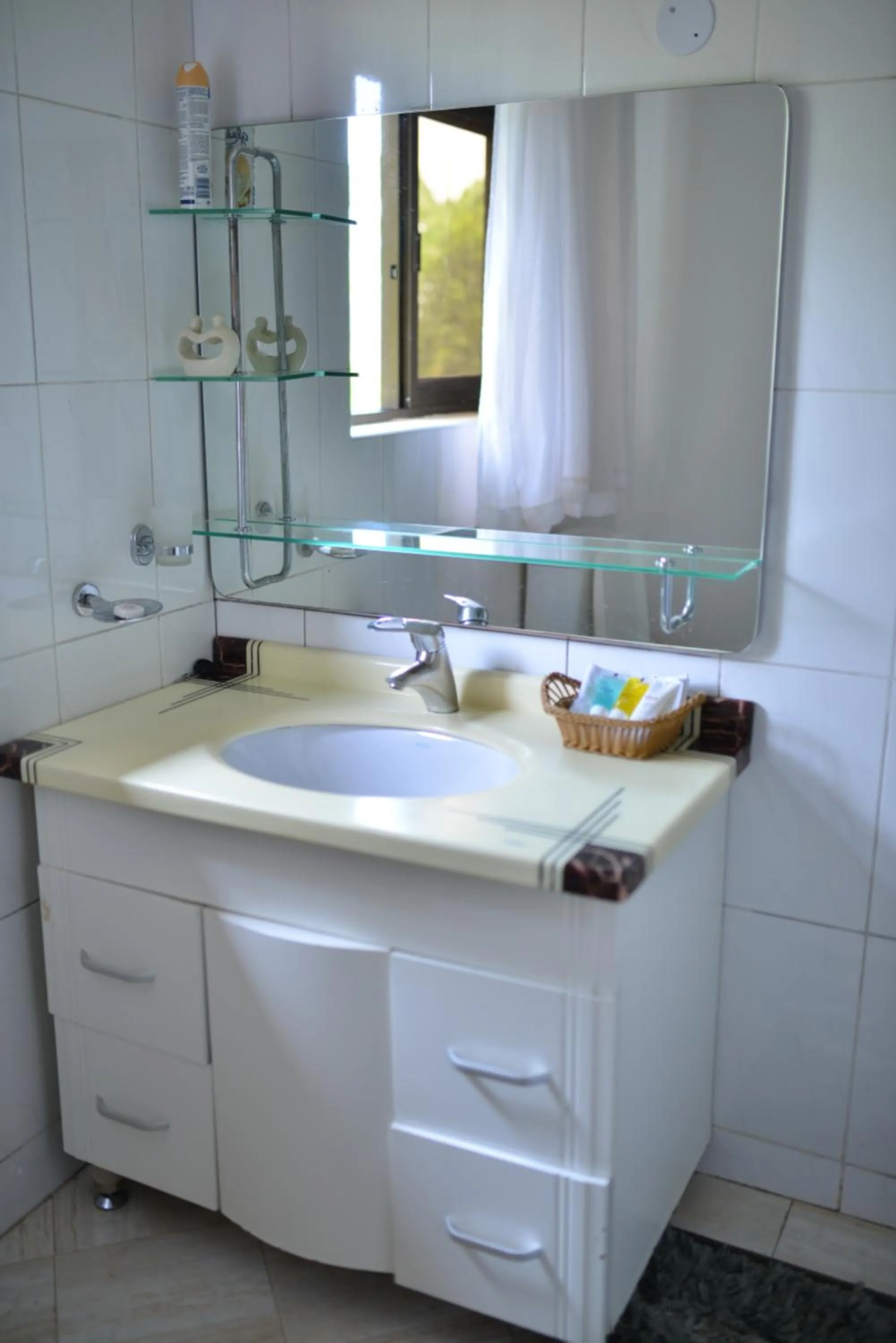 Bathroom in Royal Victoria House Ltd