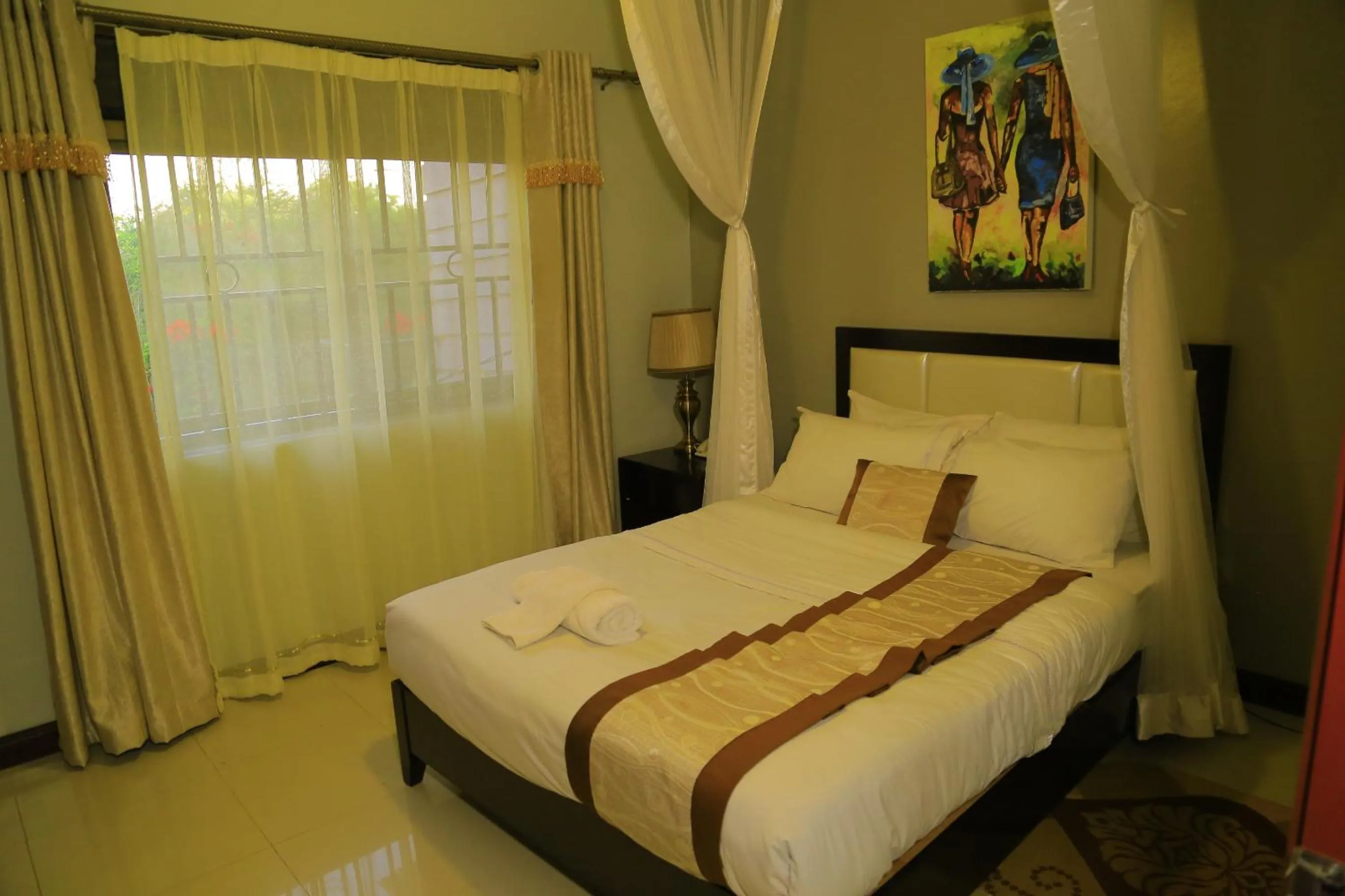 Bedroom, Bed in Royal Victoria House Ltd