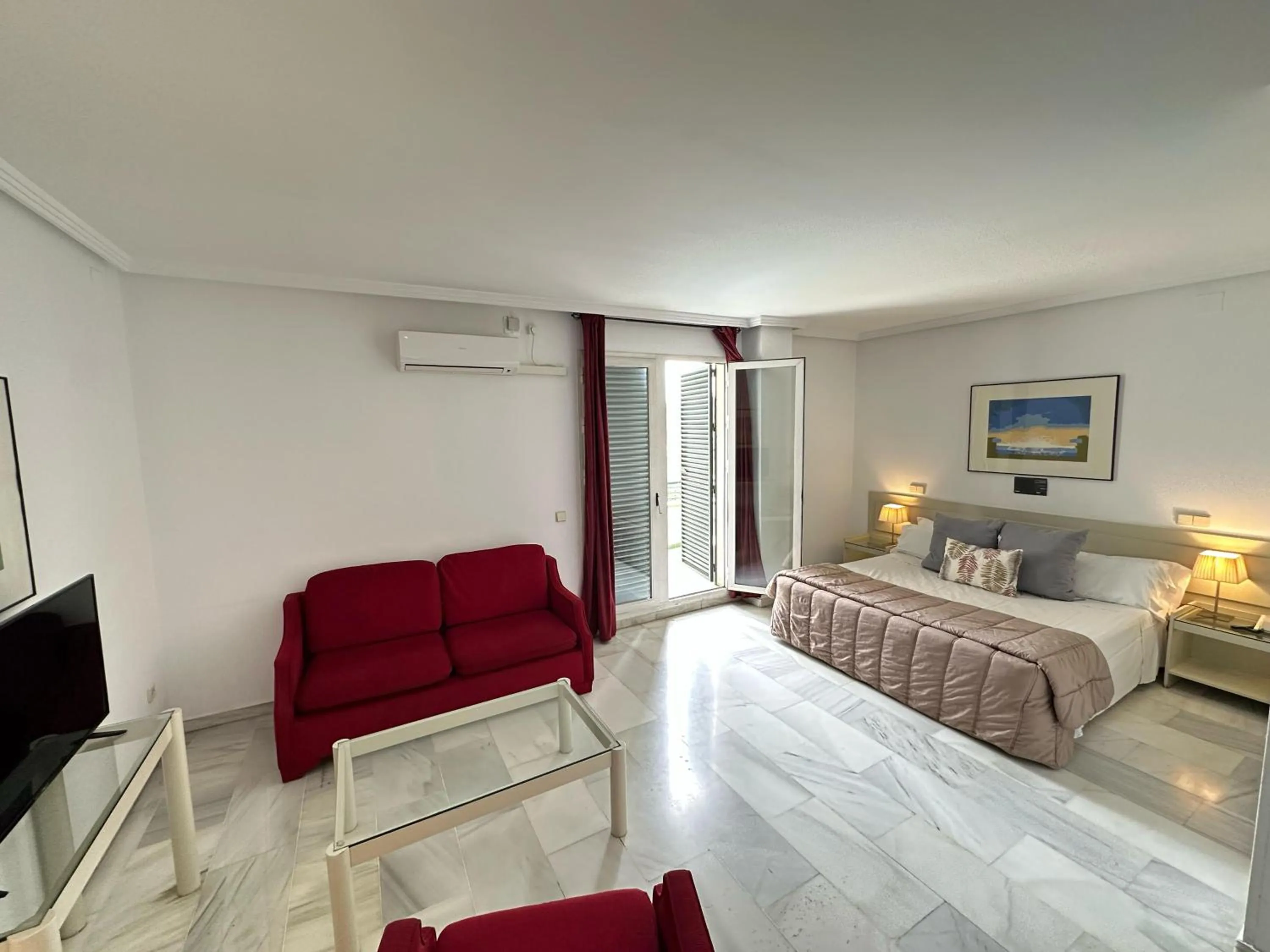 Bedroom, Bed in Hospedium Hotel Apartamentos Simón Verde