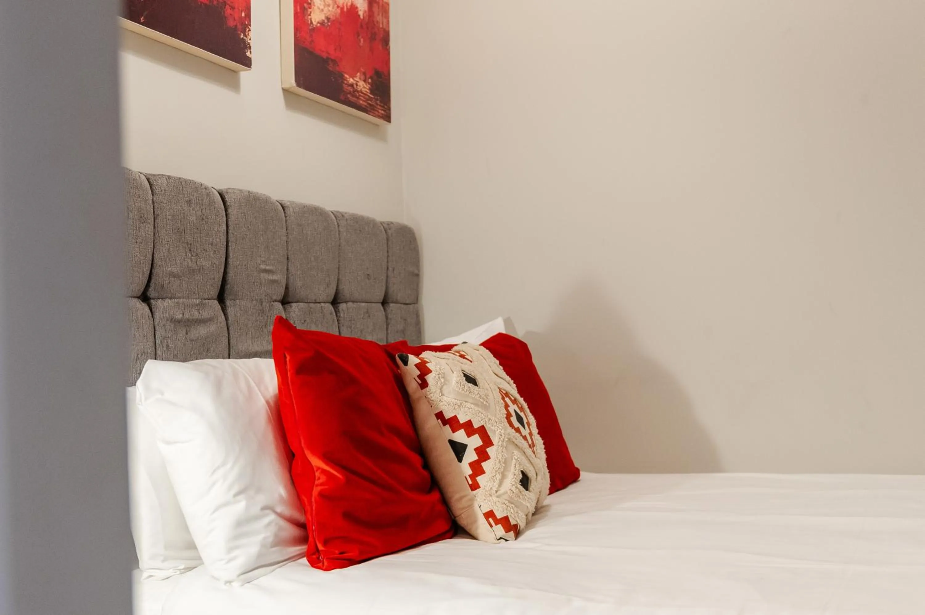 Bed in No.192 Oxford