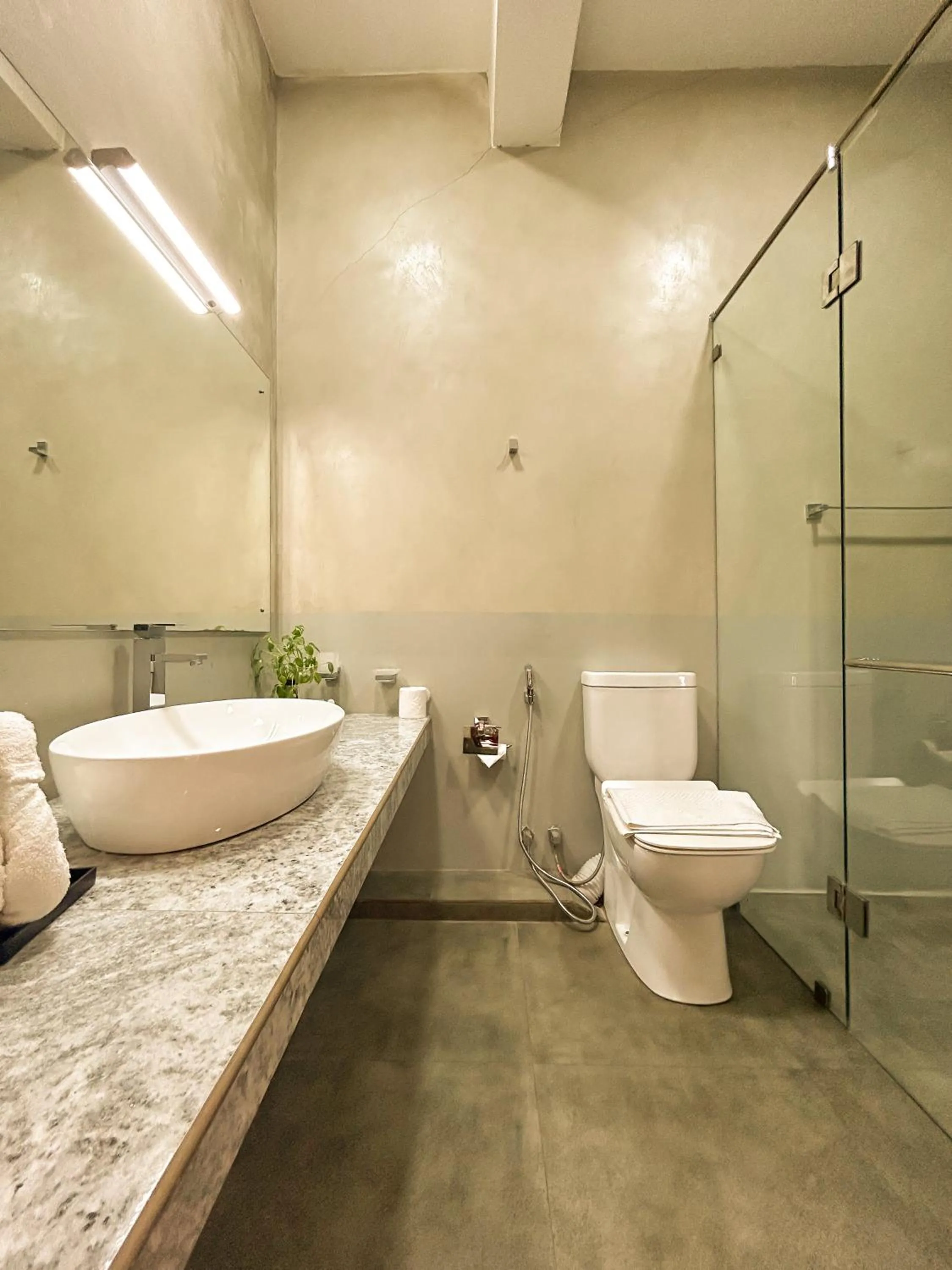 Bathroom in J leaf Hotel by Blue Bird