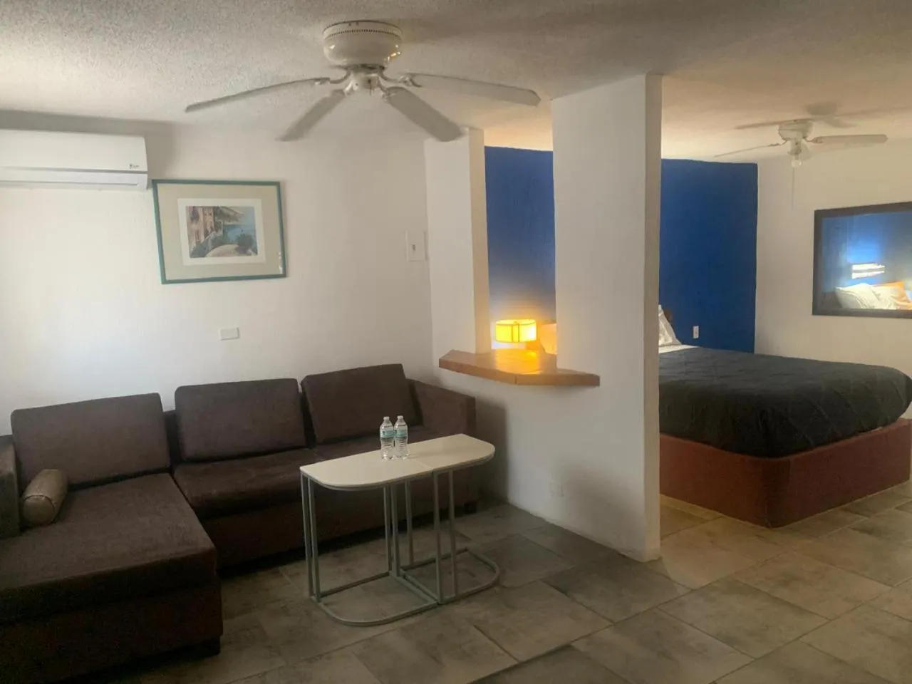 Bed in HOTEL MARIPINA