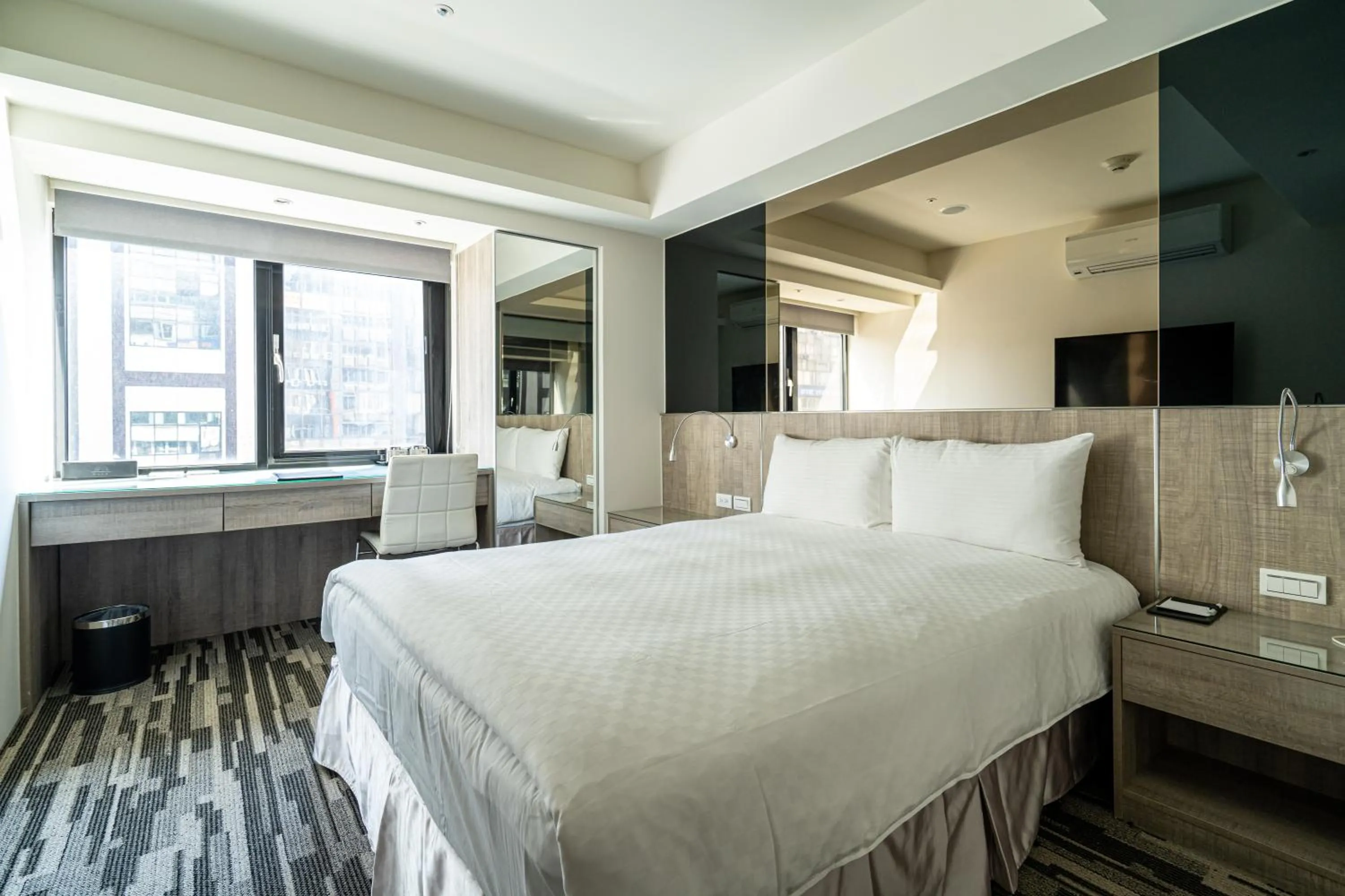 Photo of the whole room in Hotels Here - Taipei