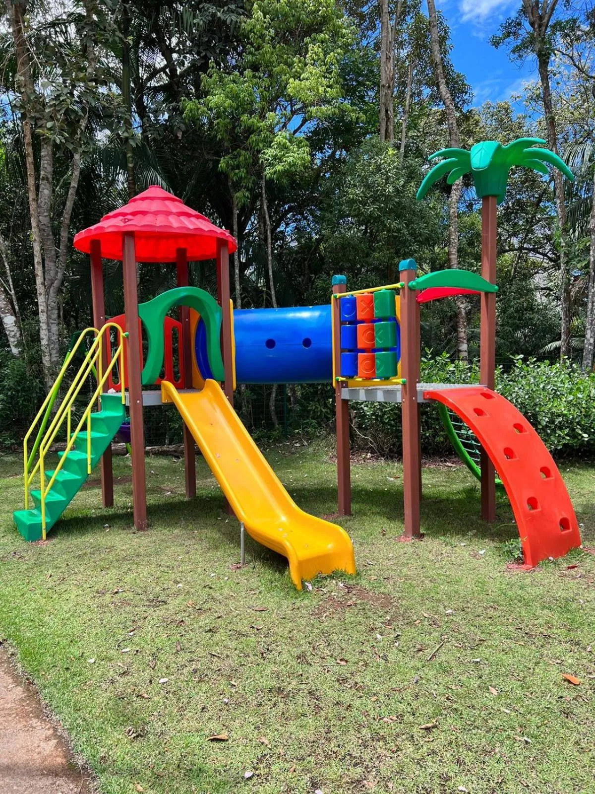 Children play ground in Flat Pedra Azul