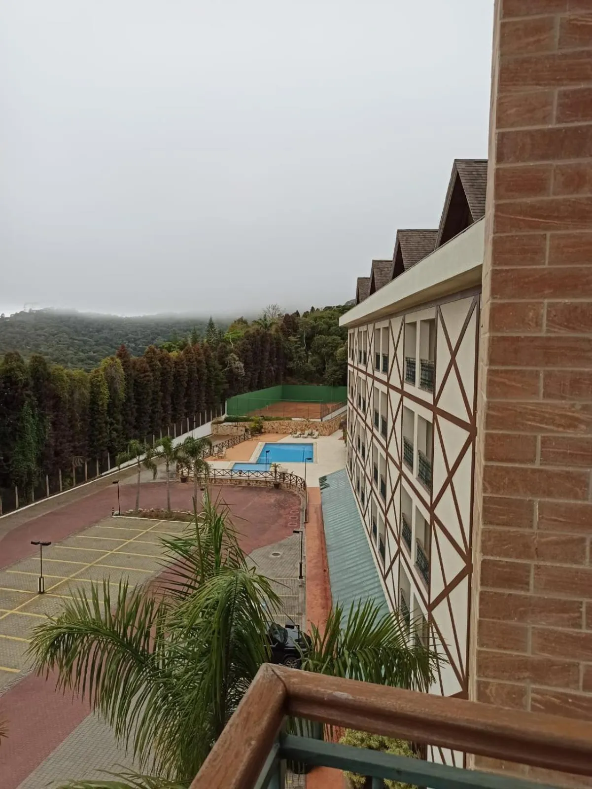 Property building in Flat Pedra Azul