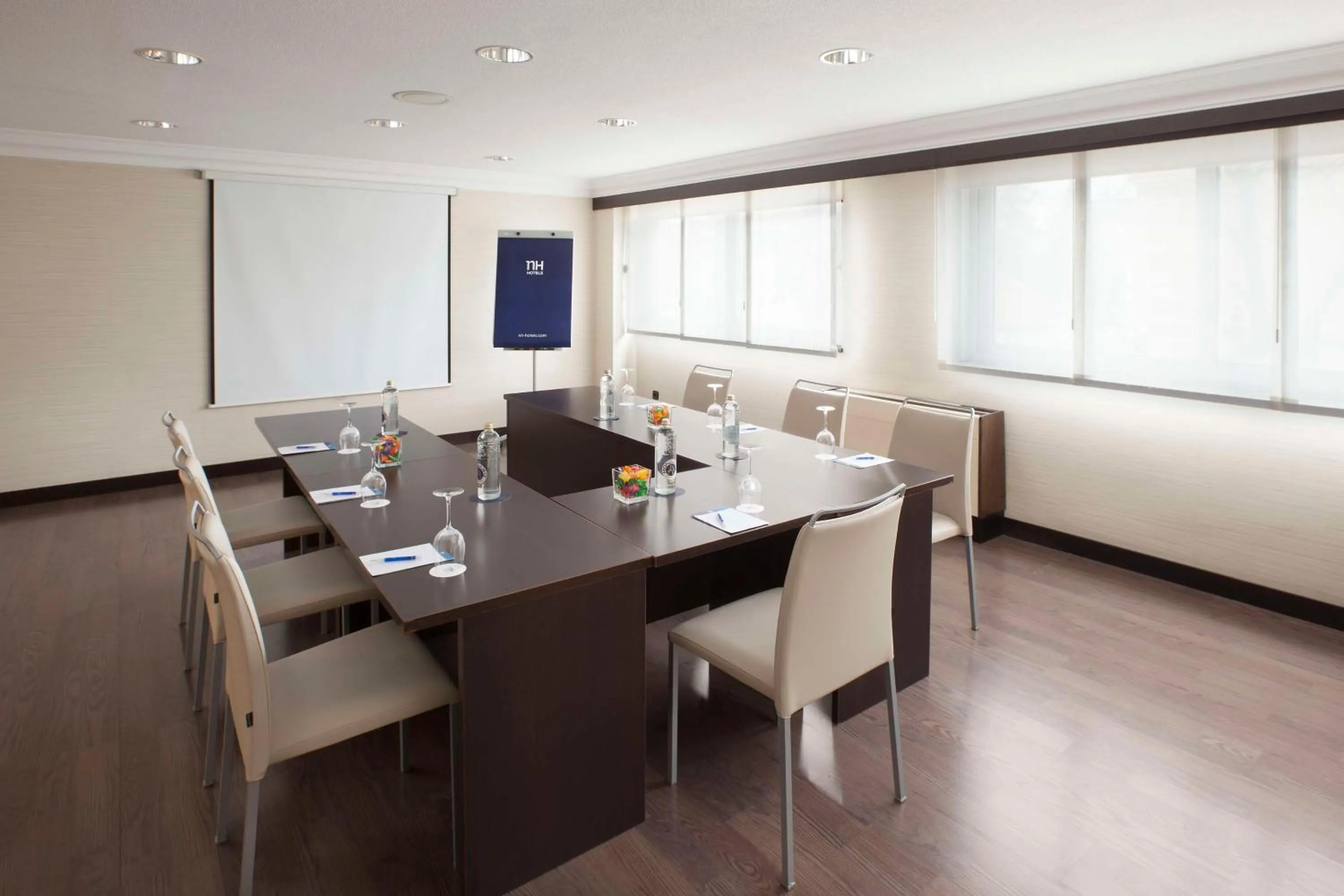 Meeting/conference room in NH Pamplona Iruña Park