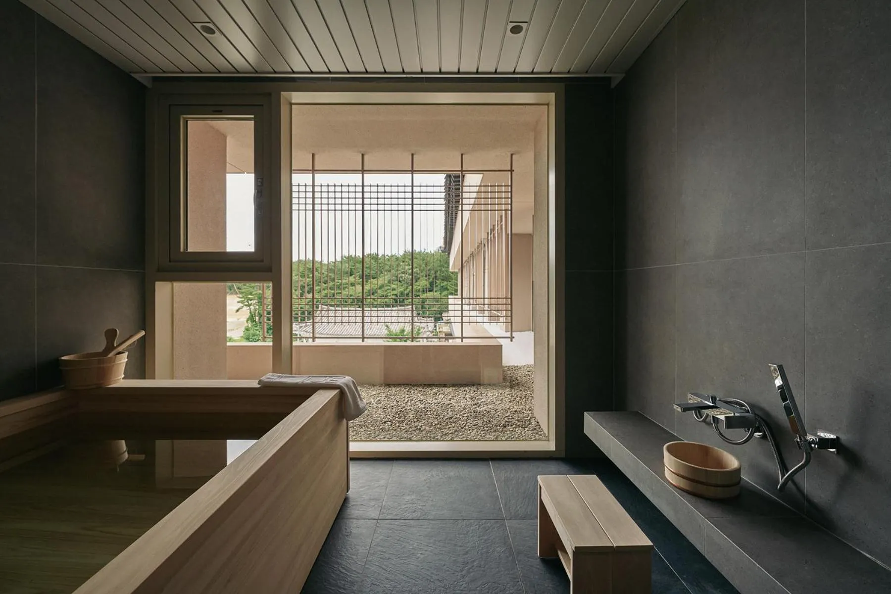 Bathroom in IJE Gyeongju