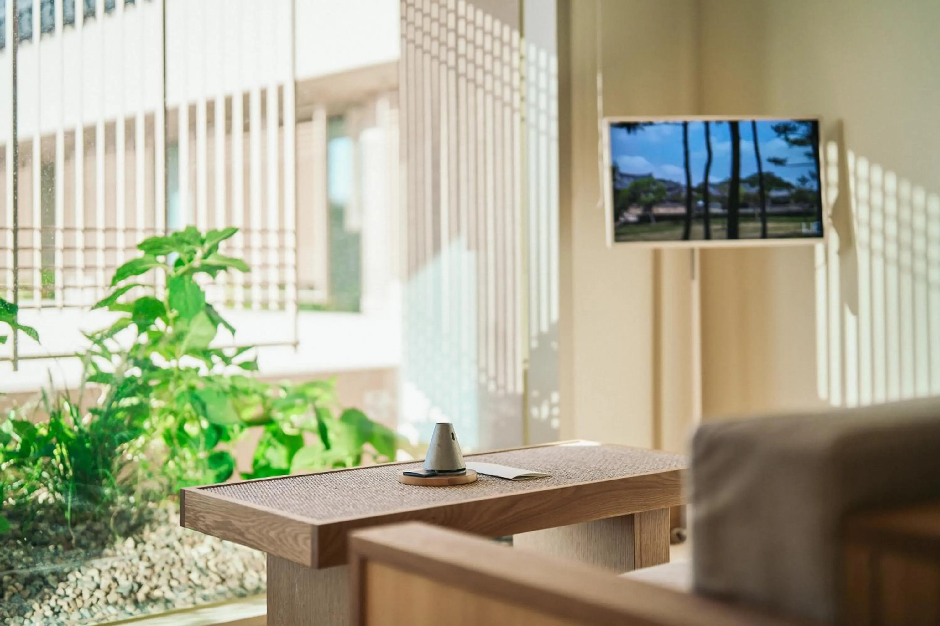 Photo of the whole room in IJE Gyeongju