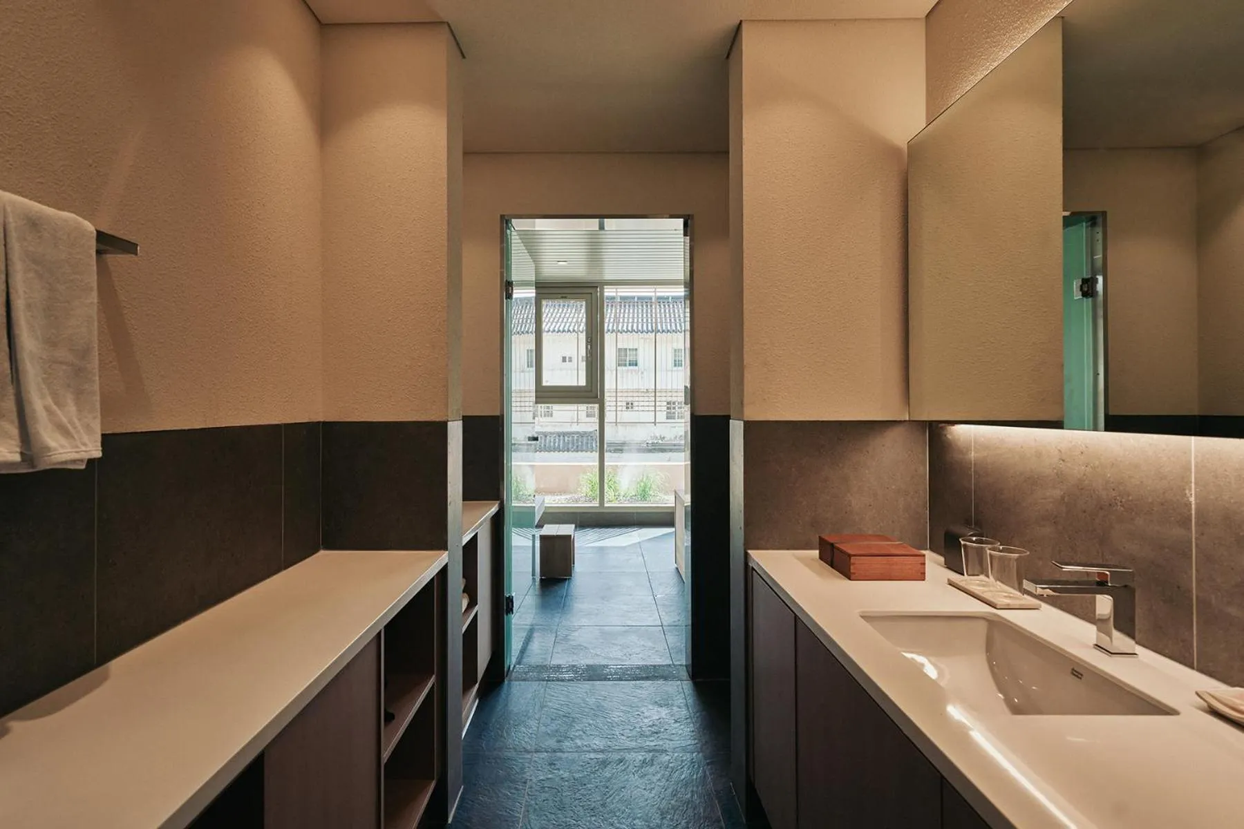 Bathroom in IJE Gyeongju