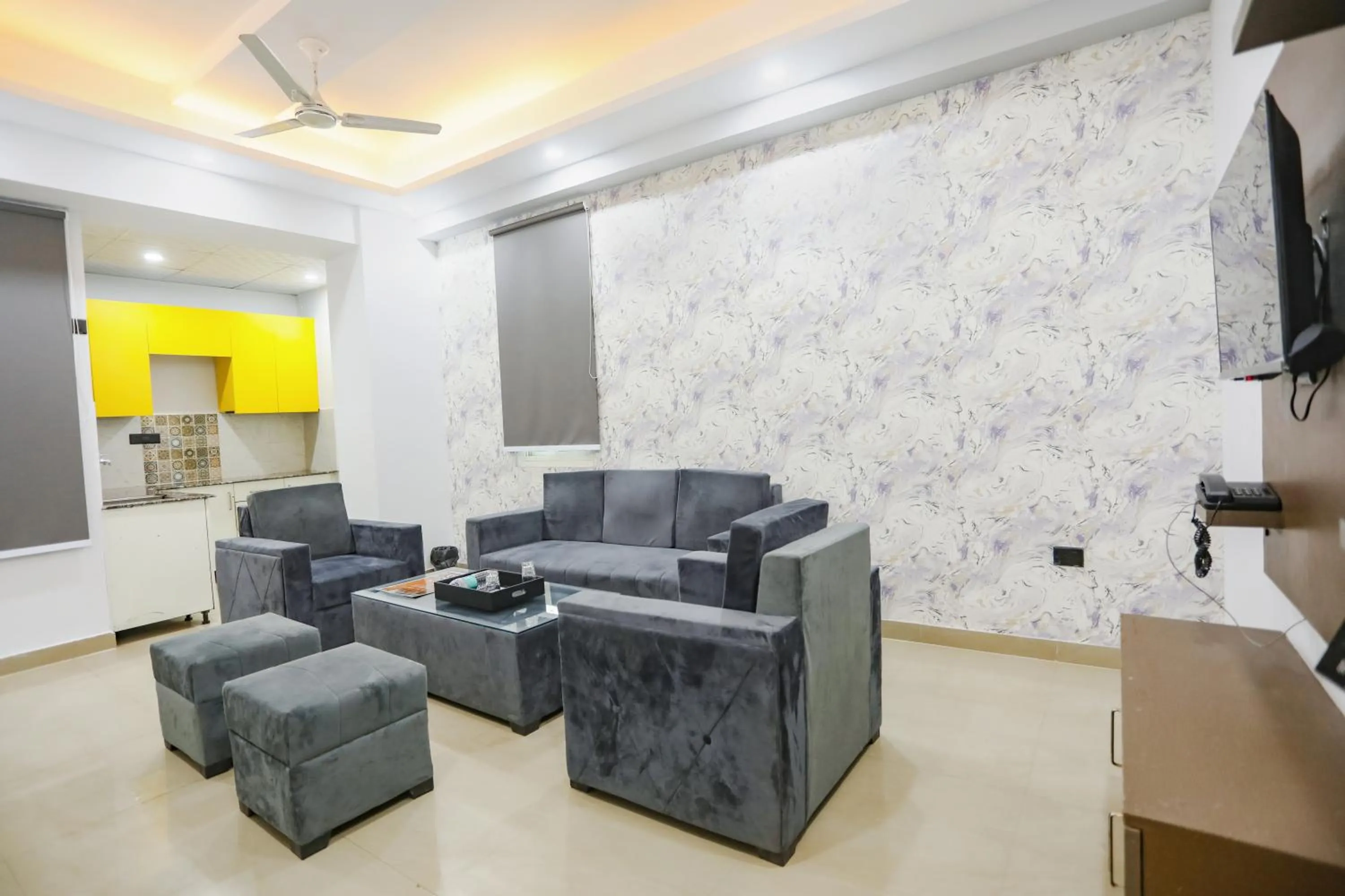 TV and multimedia in FabHotel Rasa Arcade