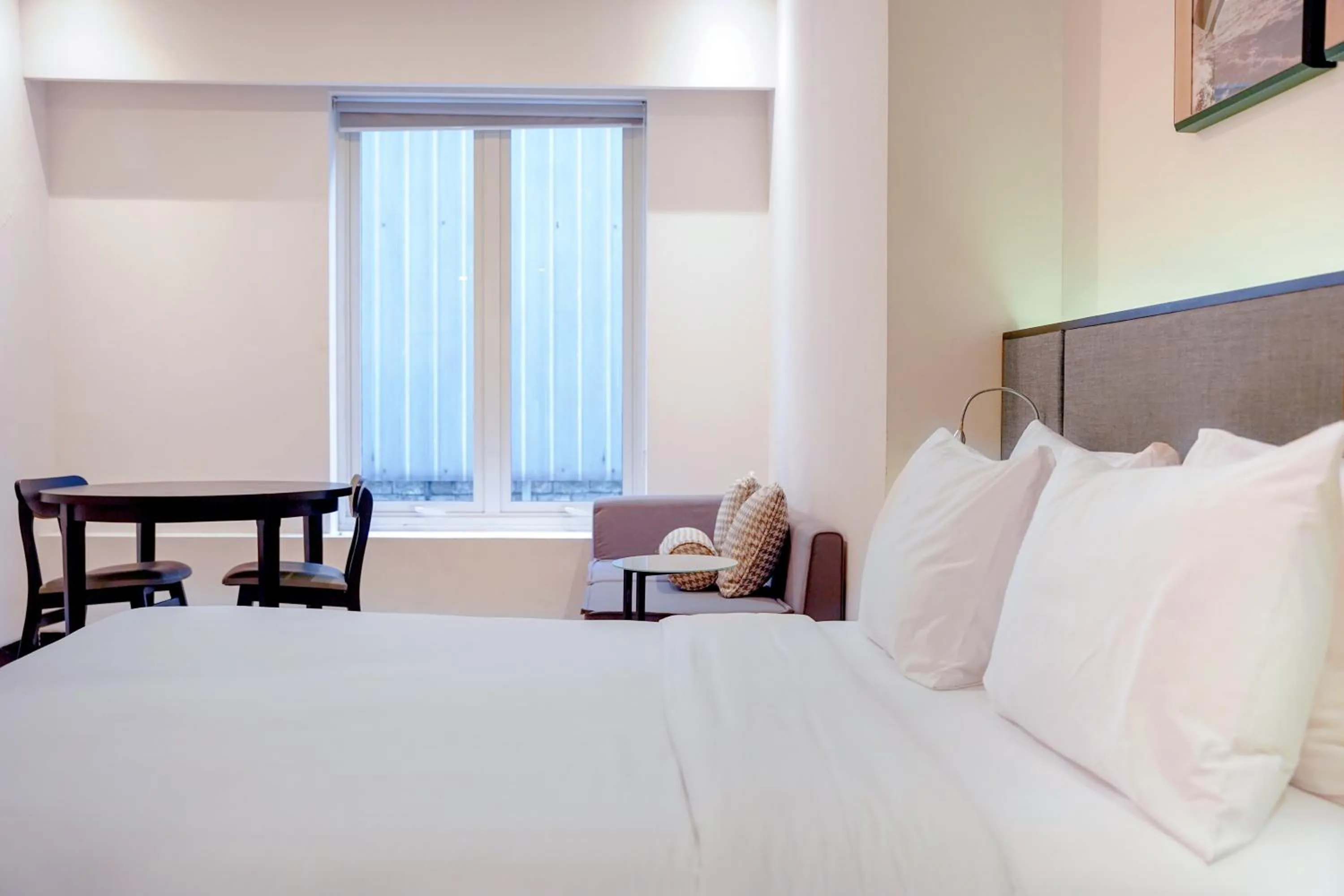 Bed in Lemansion Senopati