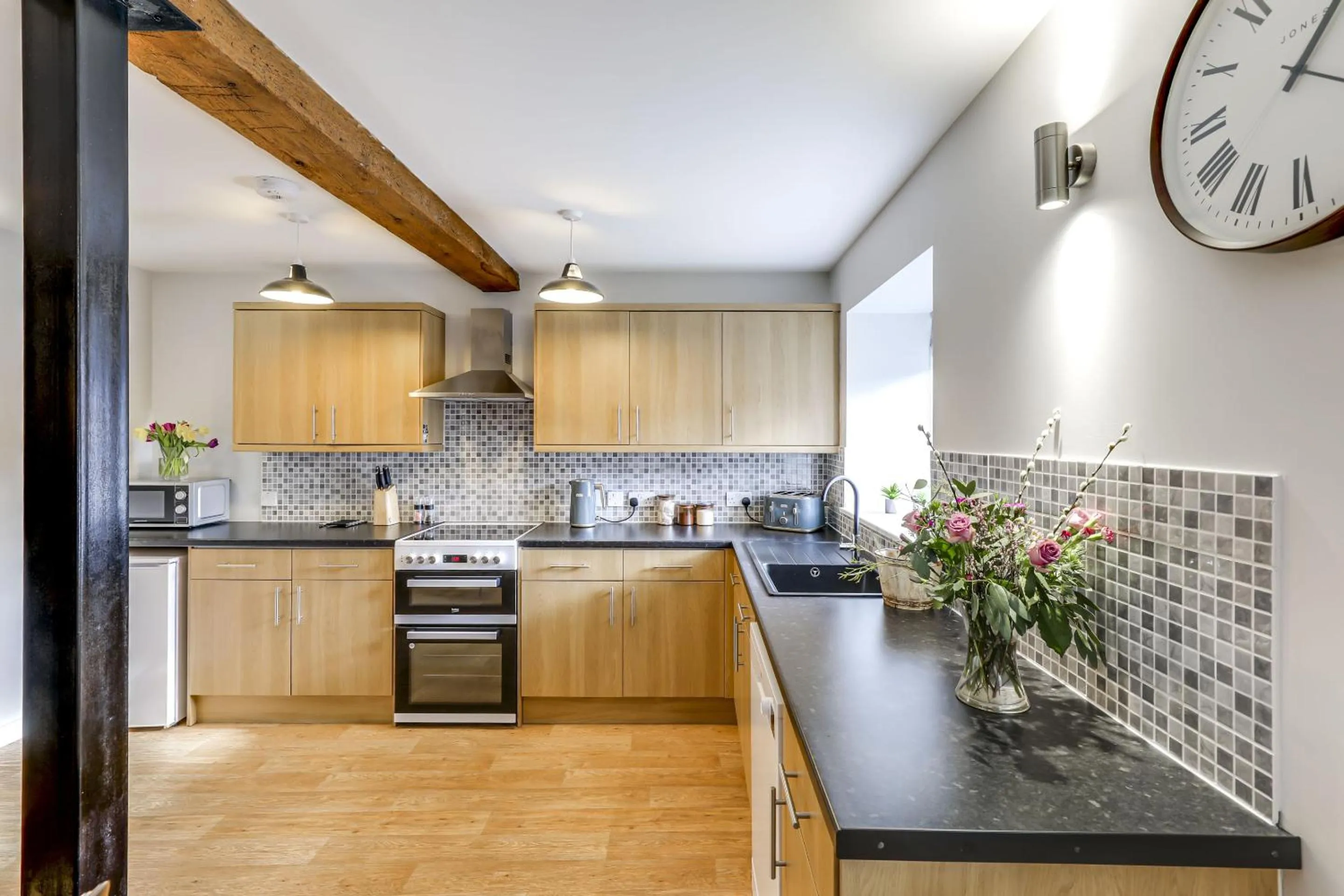 Kitchen or kitchenette in The Old Warehouse Ely "Apartments"