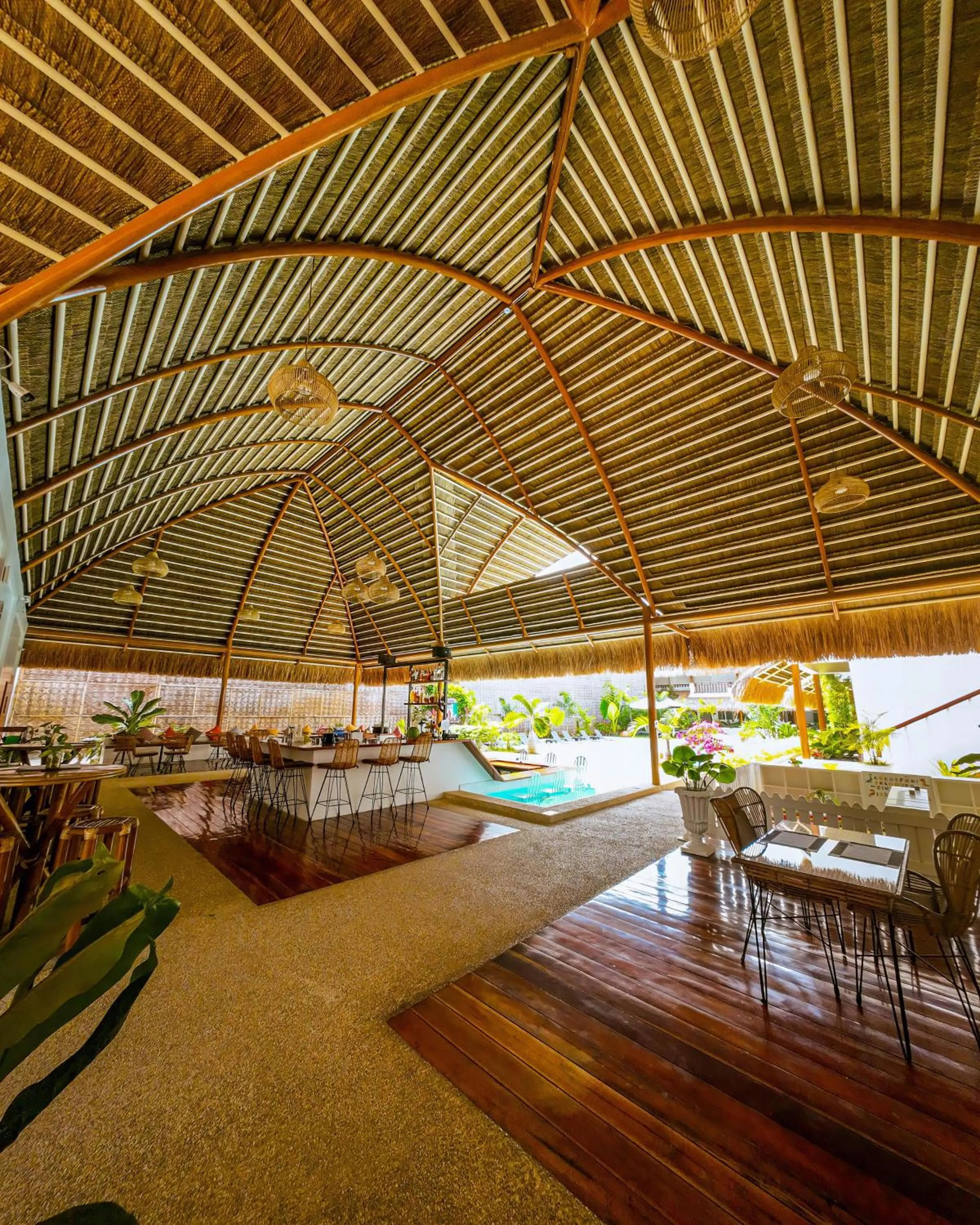 Restaurant/places to eat in Bathala Resort