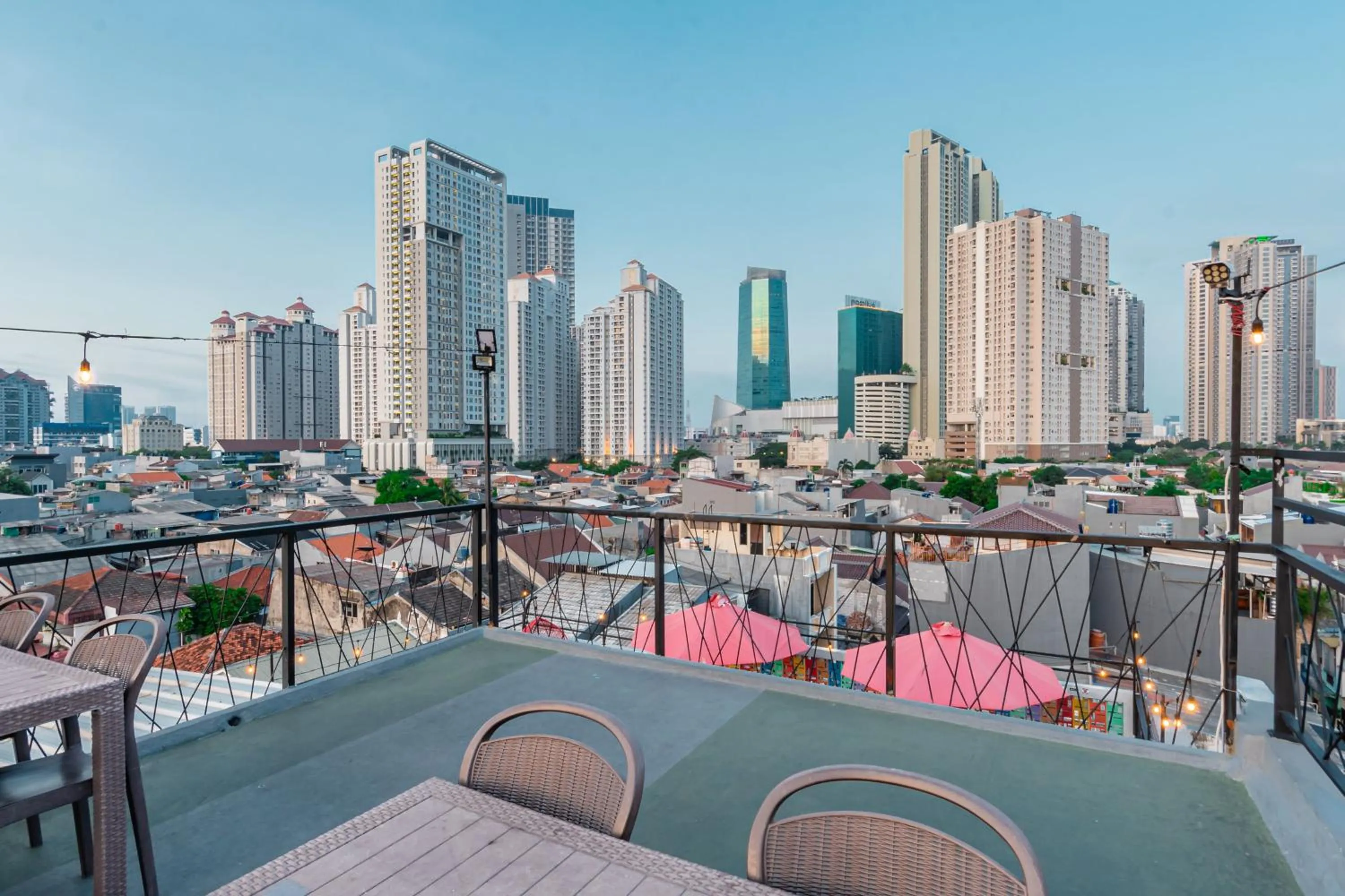 Property building in Monggo Mampir Tanjung Duren By Reccoma