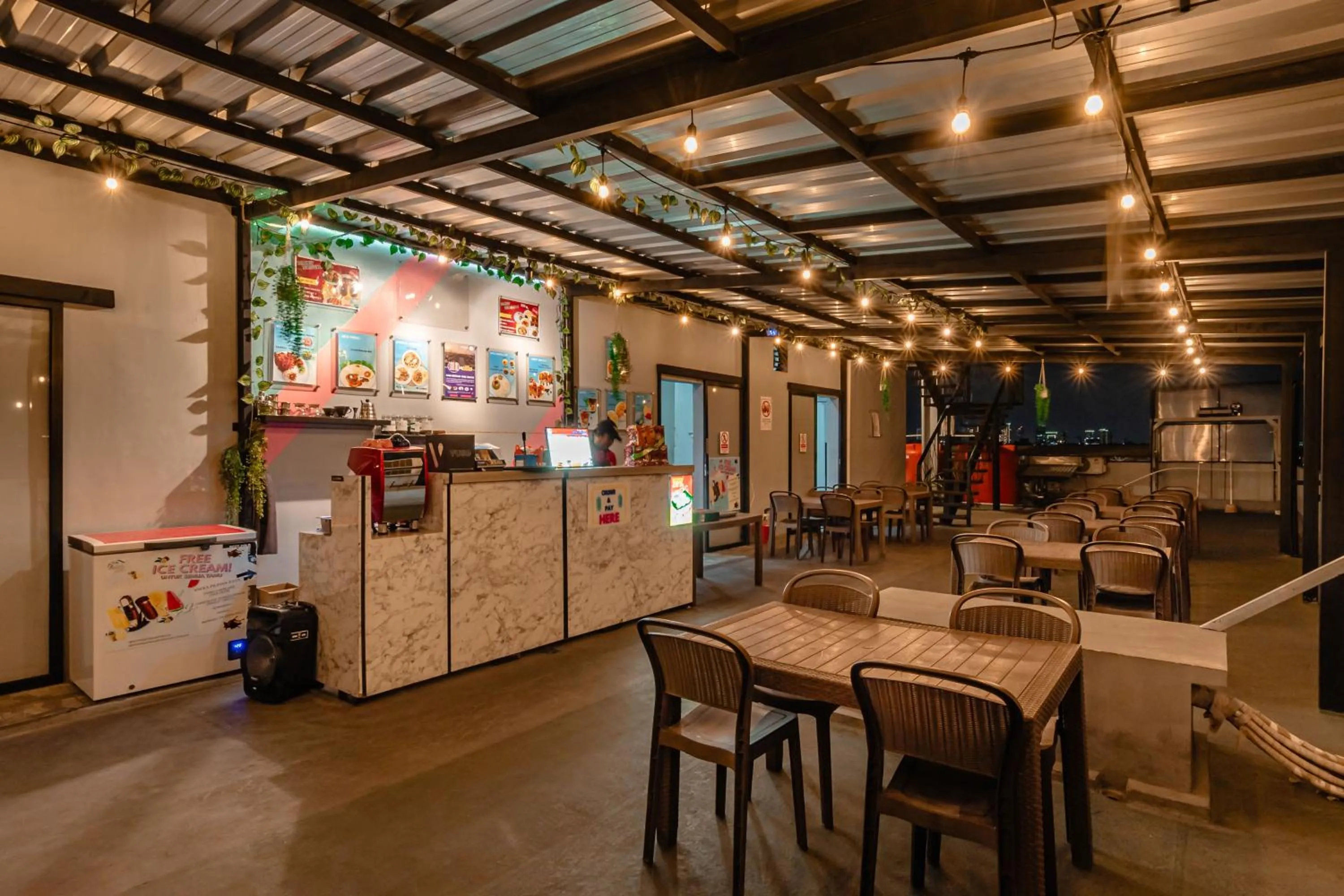 Restaurant/places to eat in Monggo Mampir Tanjung Duren By Reccoma