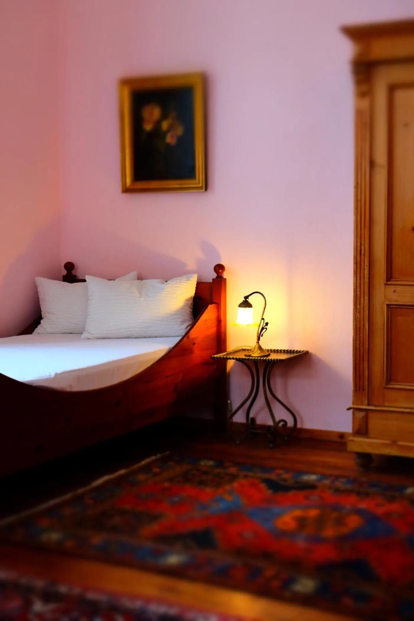 Decorative detail, Bed in Hotel Maurerhansl