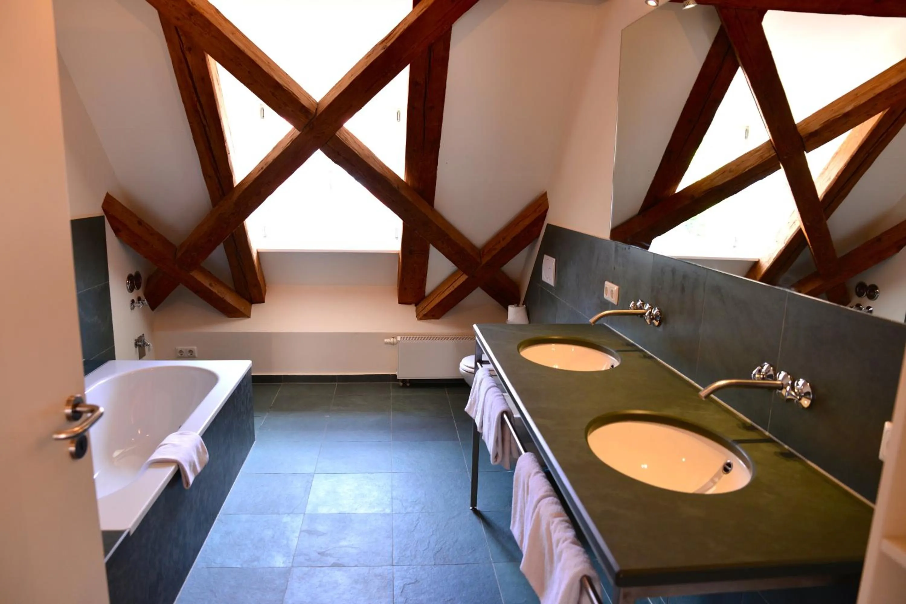 Bathroom in Hotel Maurerhansl