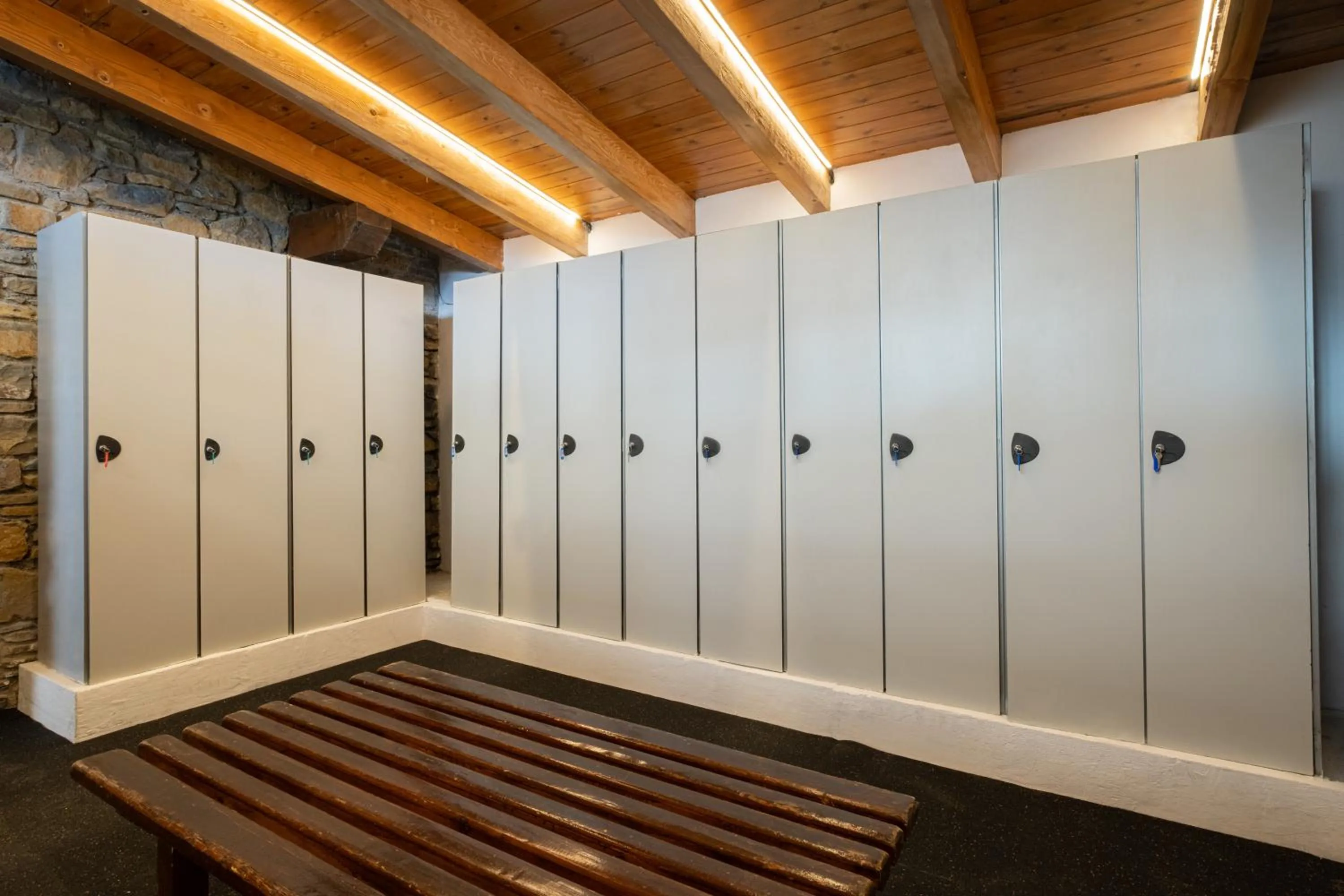 locker in Eurostars Royal Tanau