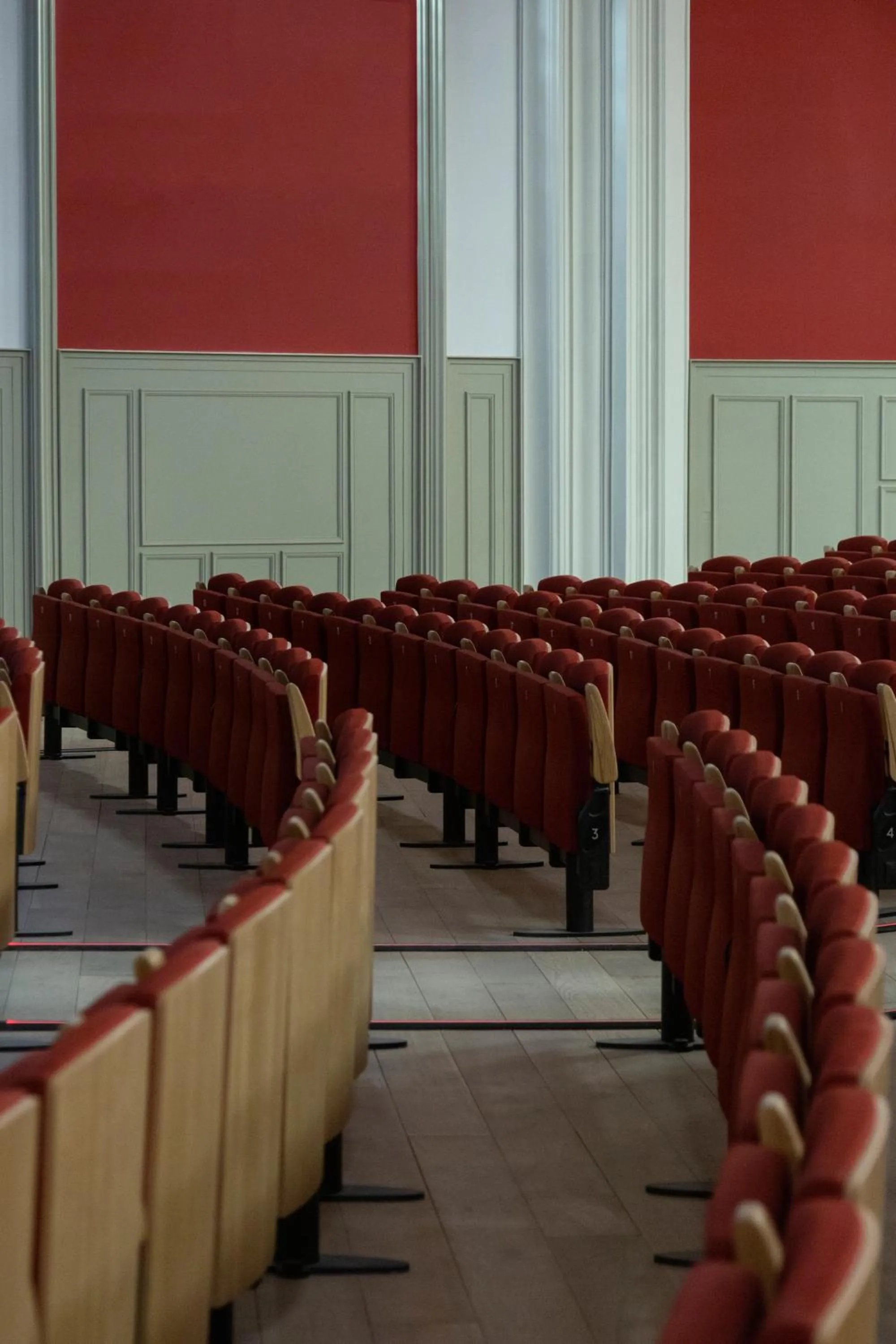 Evening entertainment in UMusic Hotel Madrid