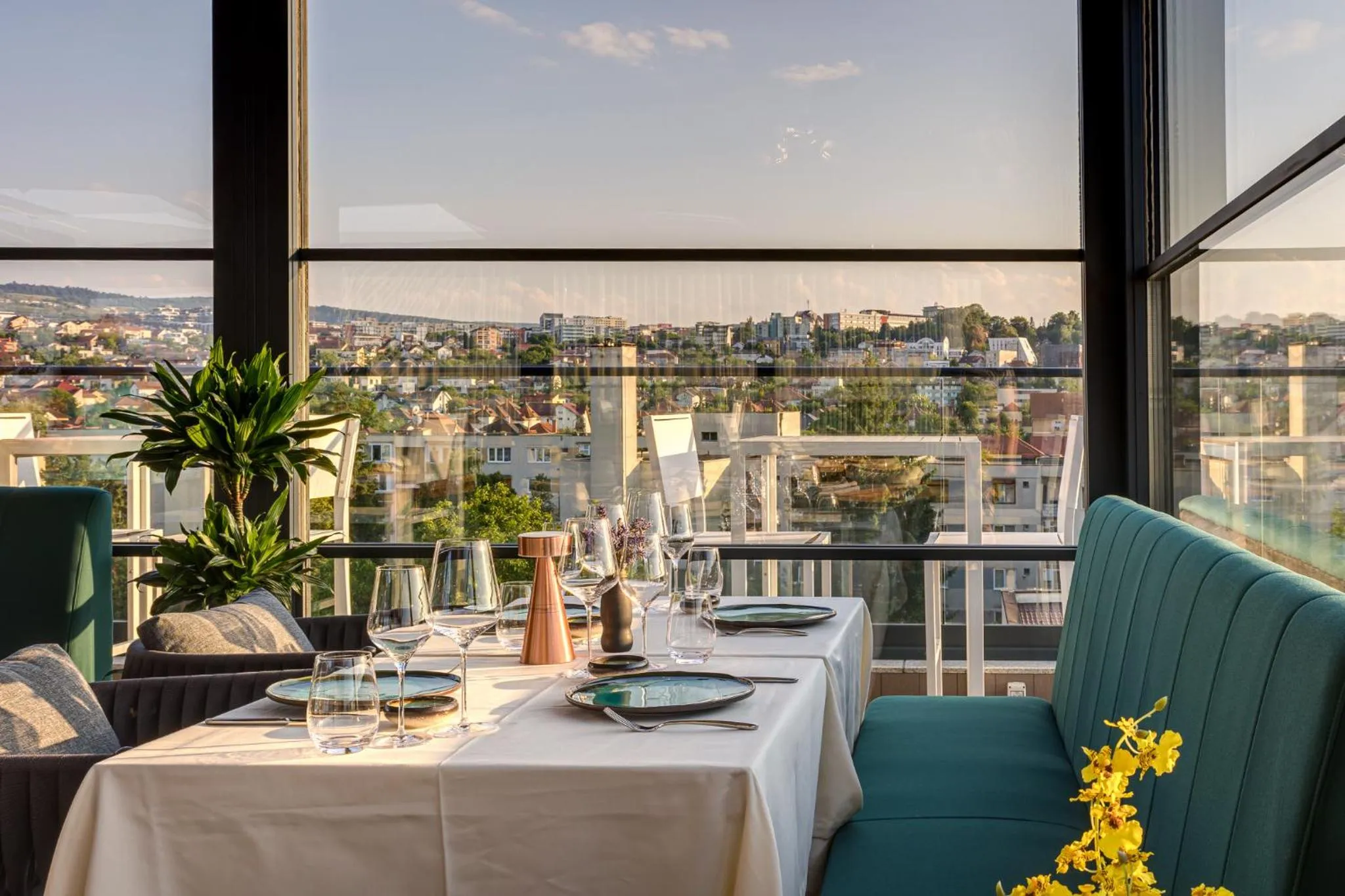 Restaurant/places to eat in Hotel Vibre