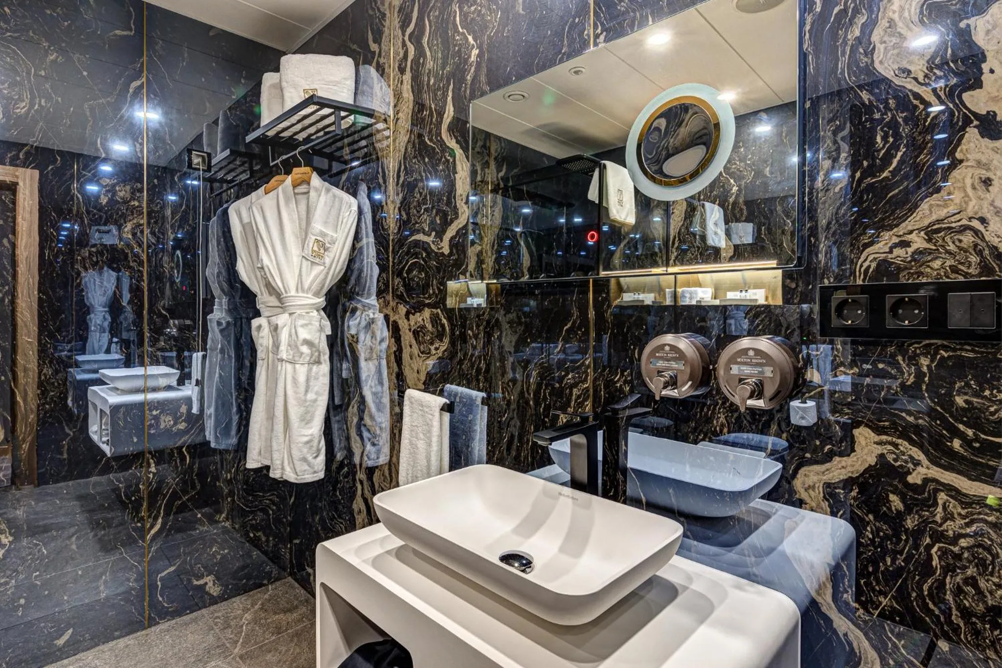 Bathroom in Hotel Vibre