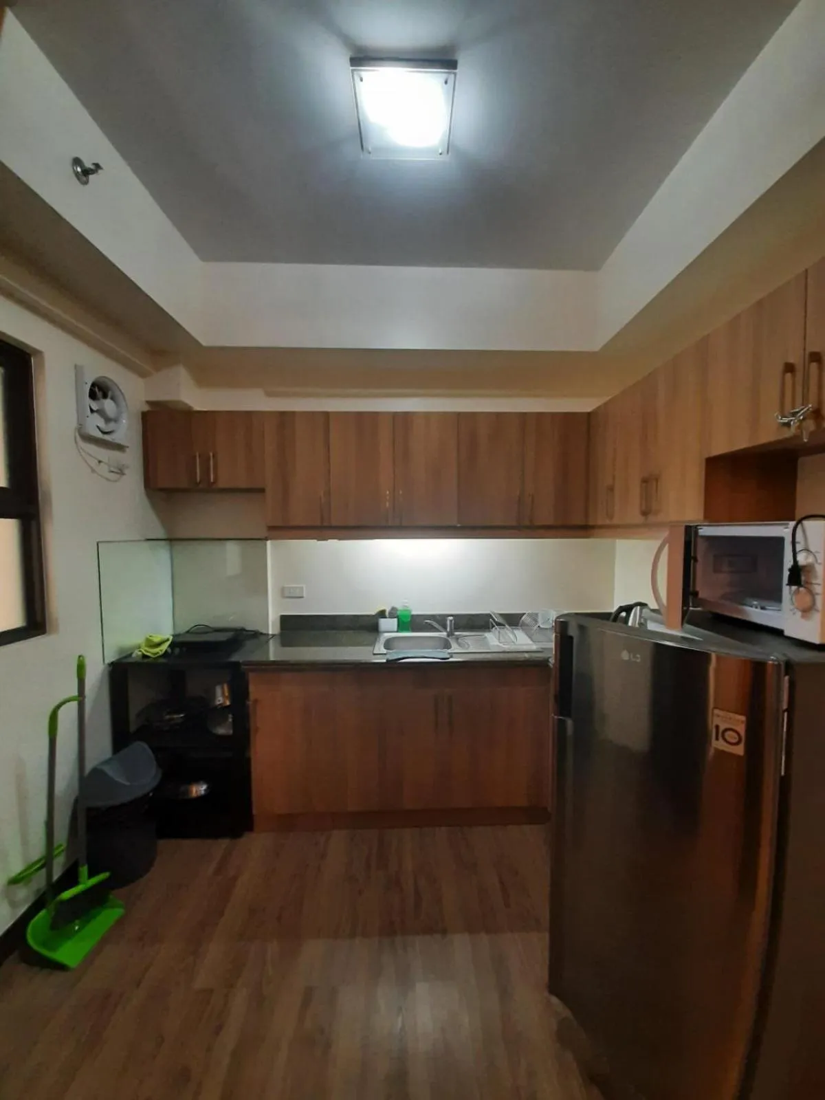 Kitchen or kitchenette in BRISTLE RIDGE CONDOMINIUM