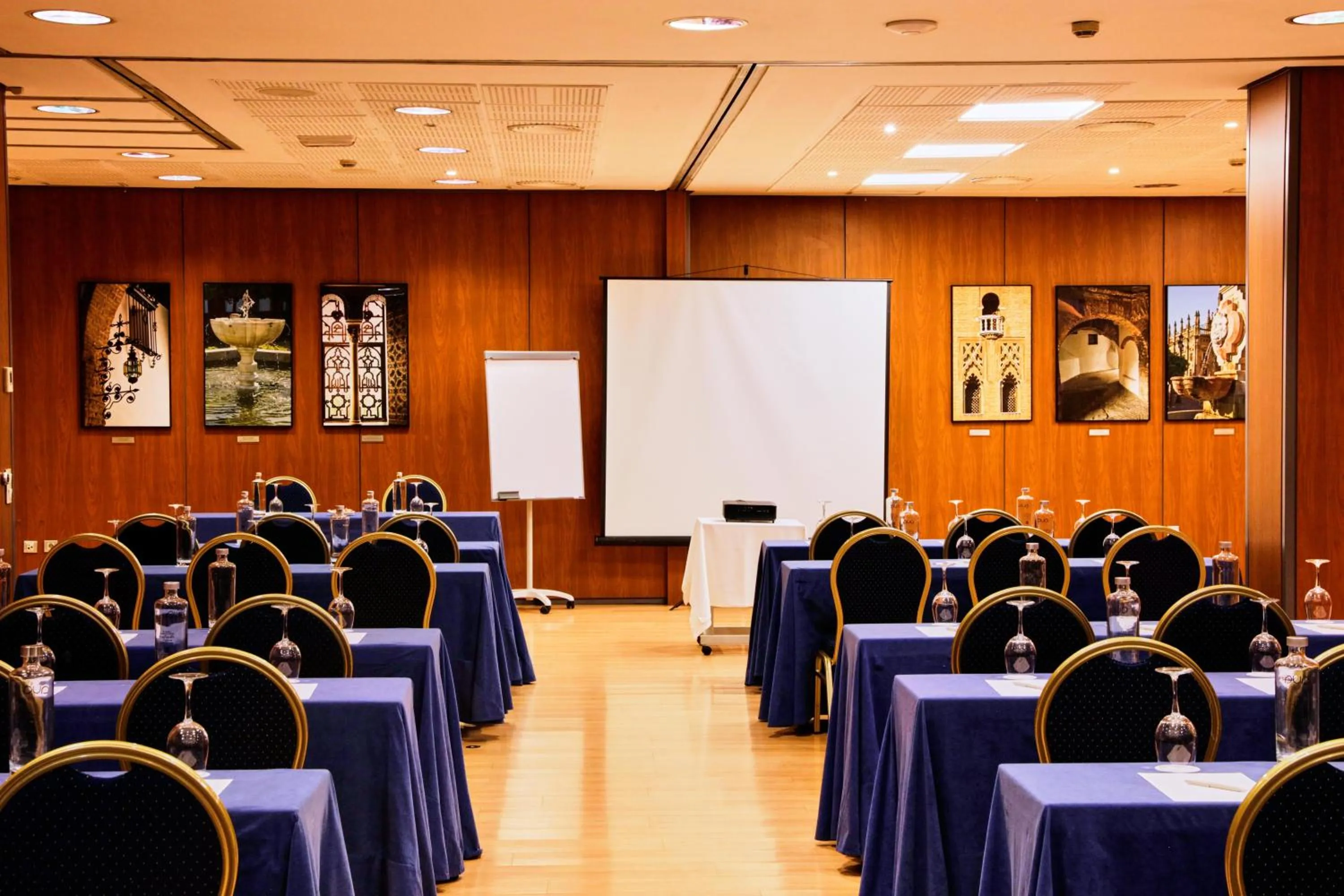 Meeting/conference room in Hotel Bécquer