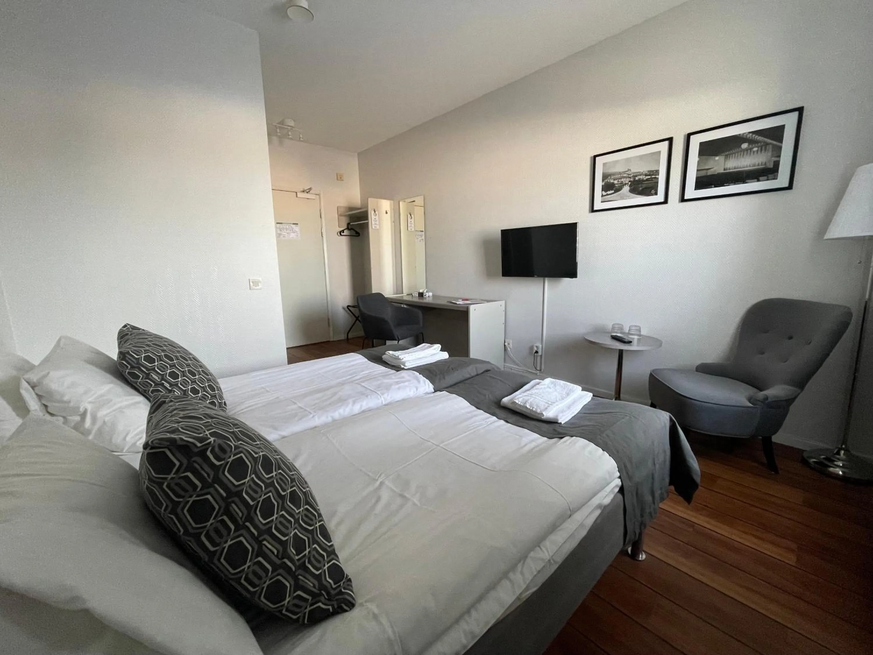 Property building, Bed in Rasta Falköping