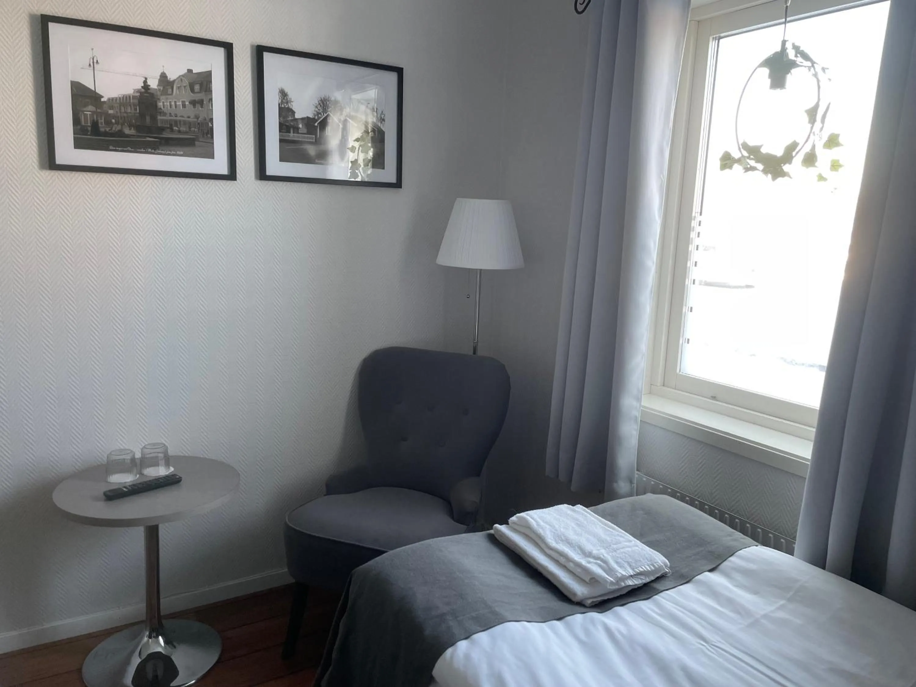 Property building, Bed in Rasta Falköping