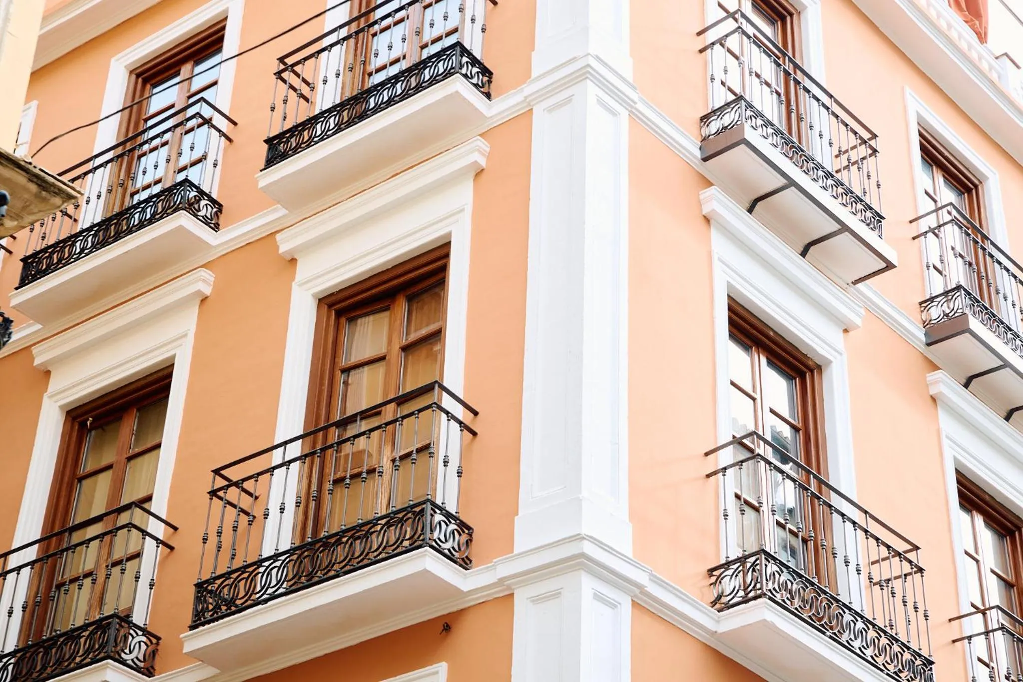 Facade/entrance in Honest Granada Hotel