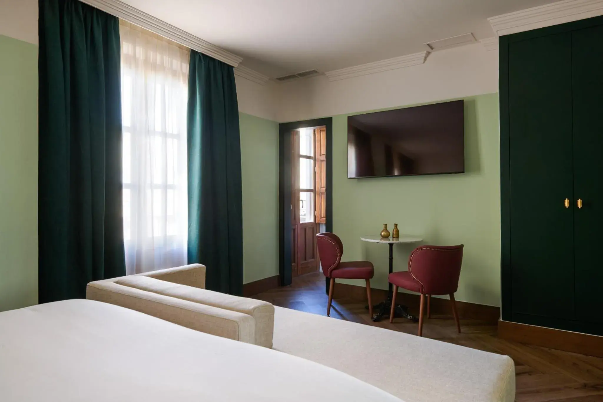Urban Superior Double or Twin Room in Honest Granada Hotel Urban Superior Double or Twin Room in Honest Granada Hotel