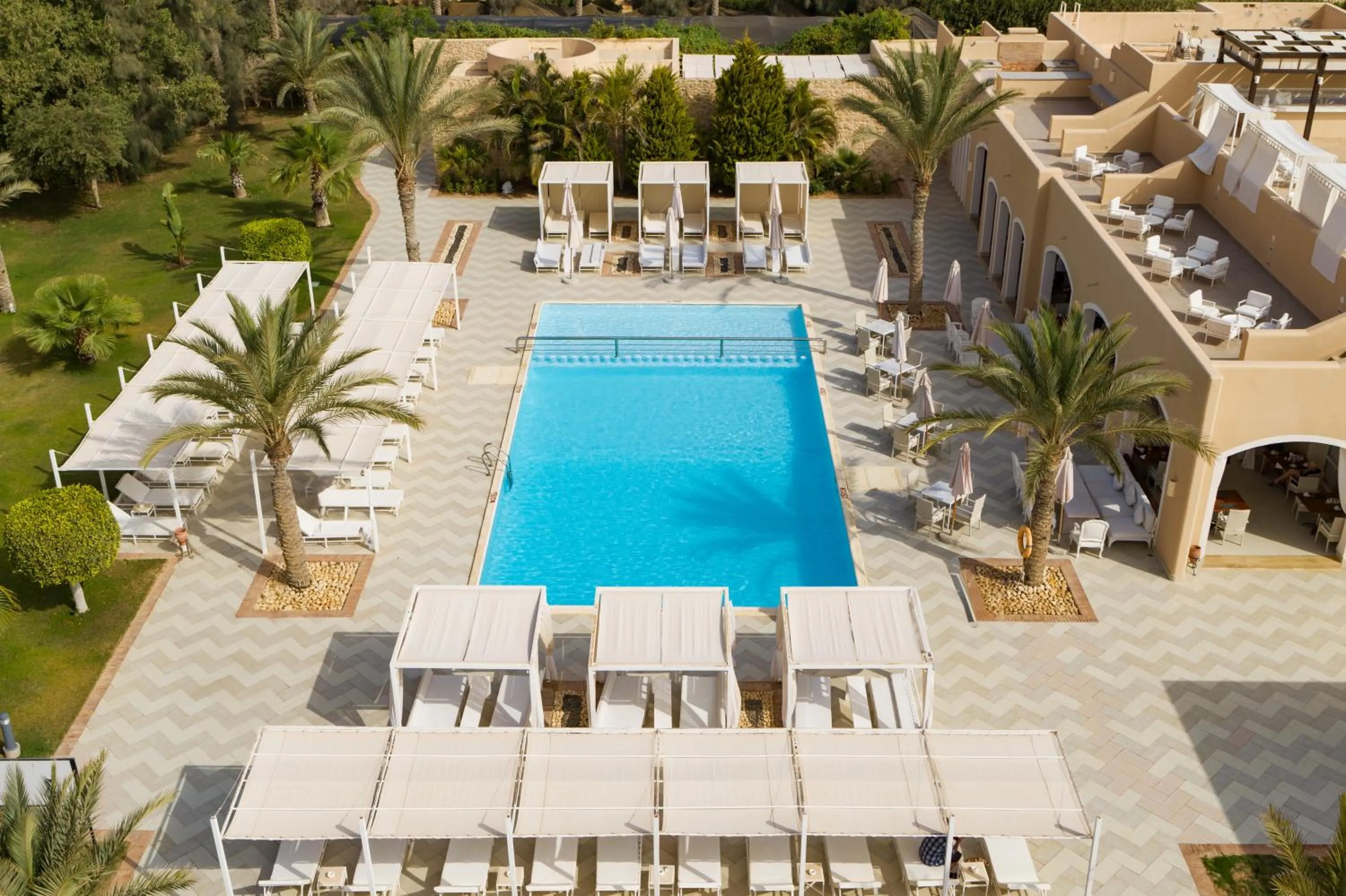 Property building in JAZ Neo Almazino, Almaza Bay