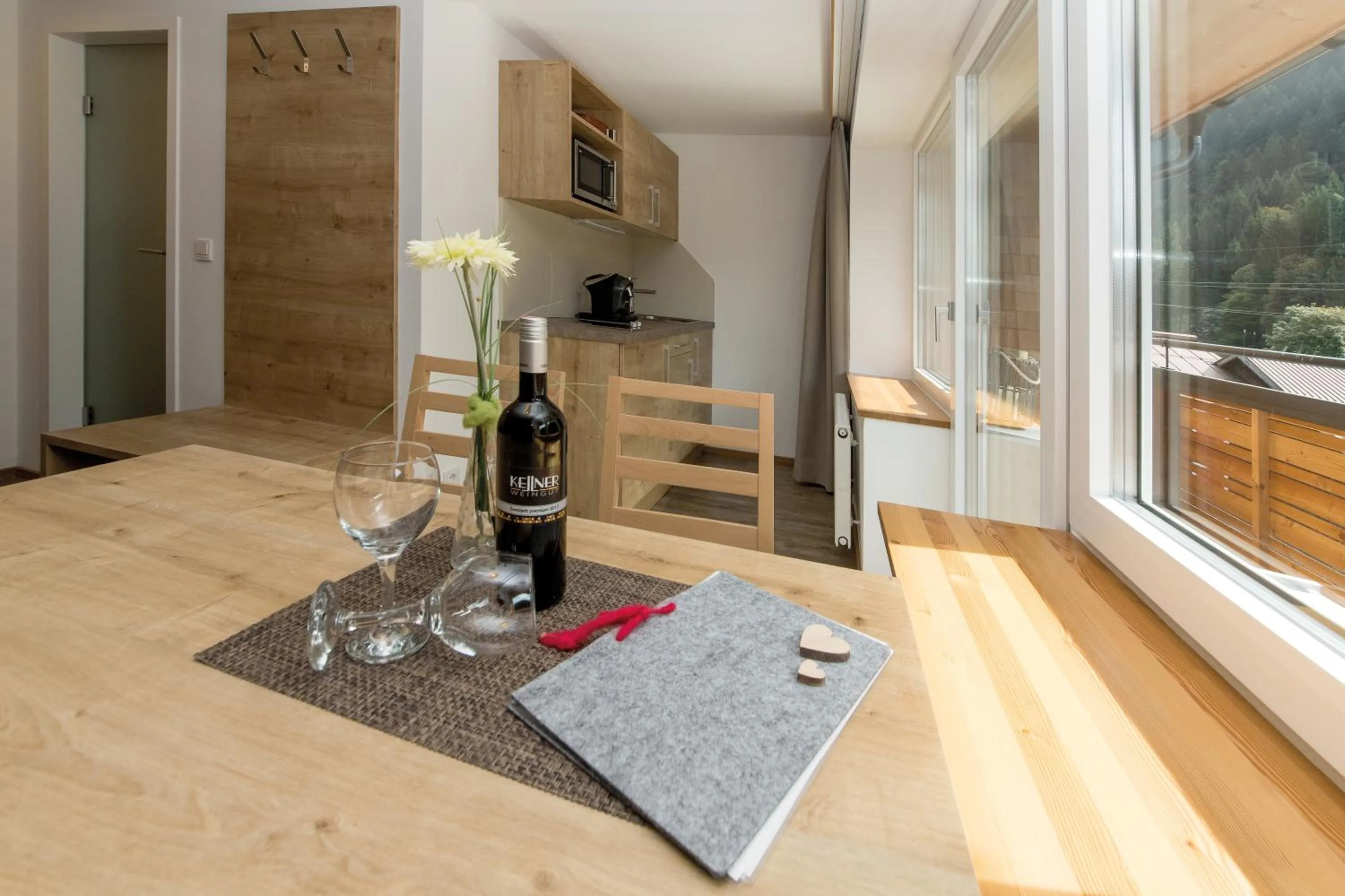 Photo of the whole room in Alpine Lodge Klösterle am Arlberg