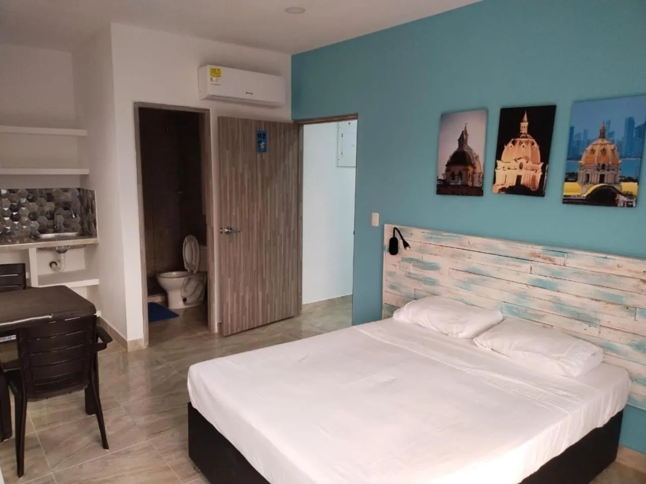 Bedroom, Bed in Avadia del Mar