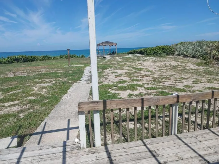 Sea view in Melbourne Beach Ocean Front house on 1.2 acres