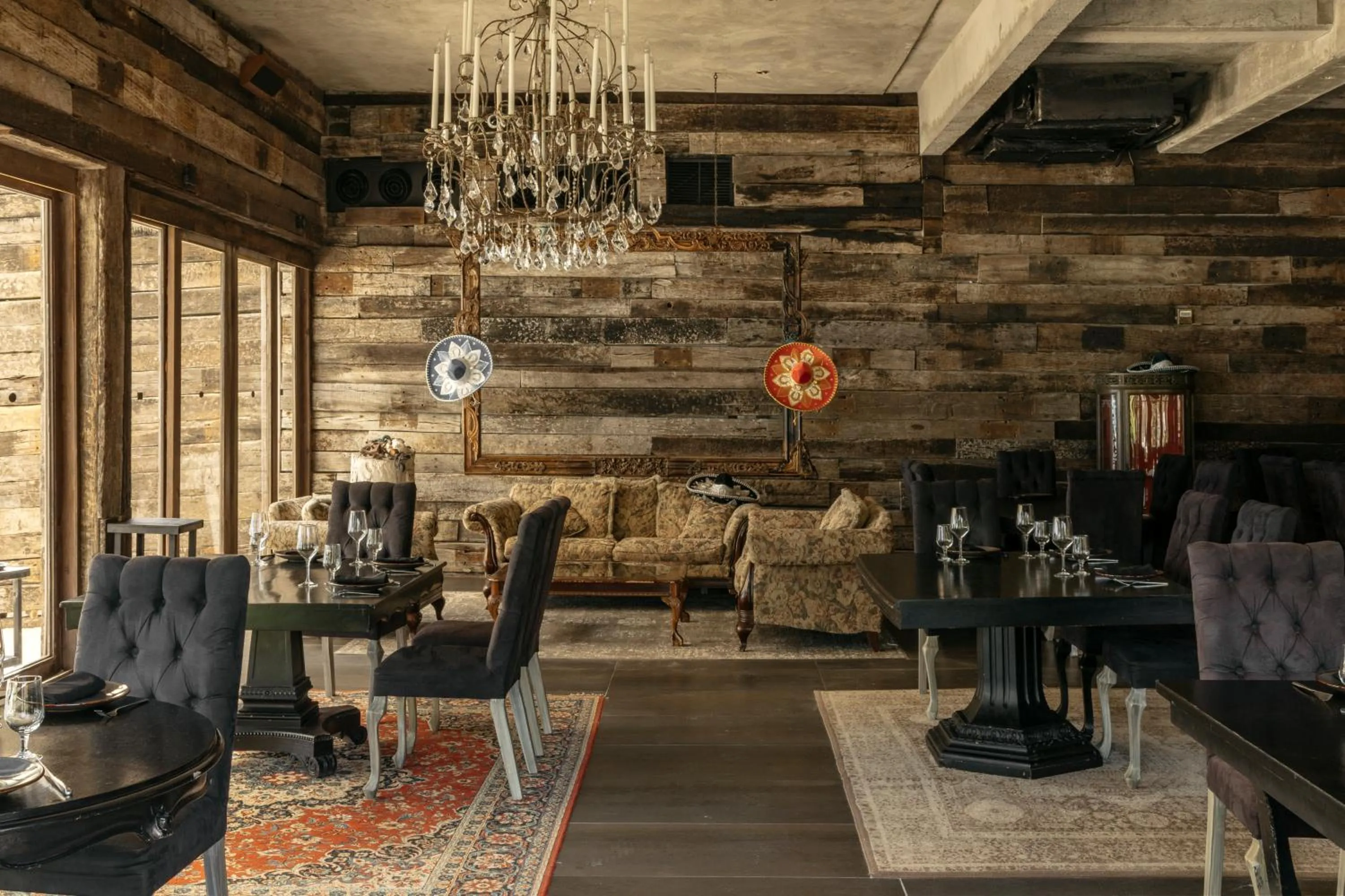 Restaurant/places to eat in Casa Malca