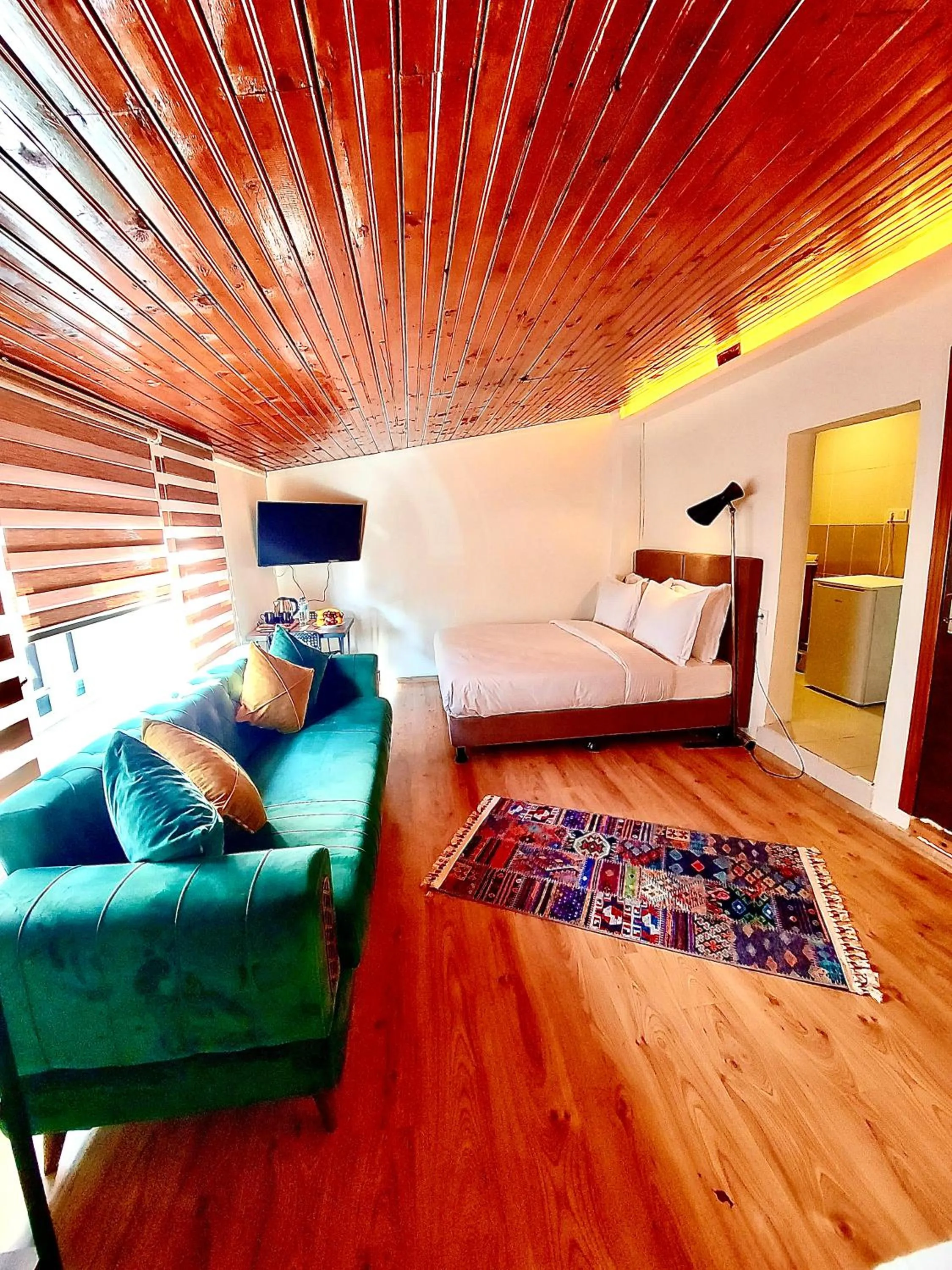 Photo of the whole room, Bed in Mates Port Hotel