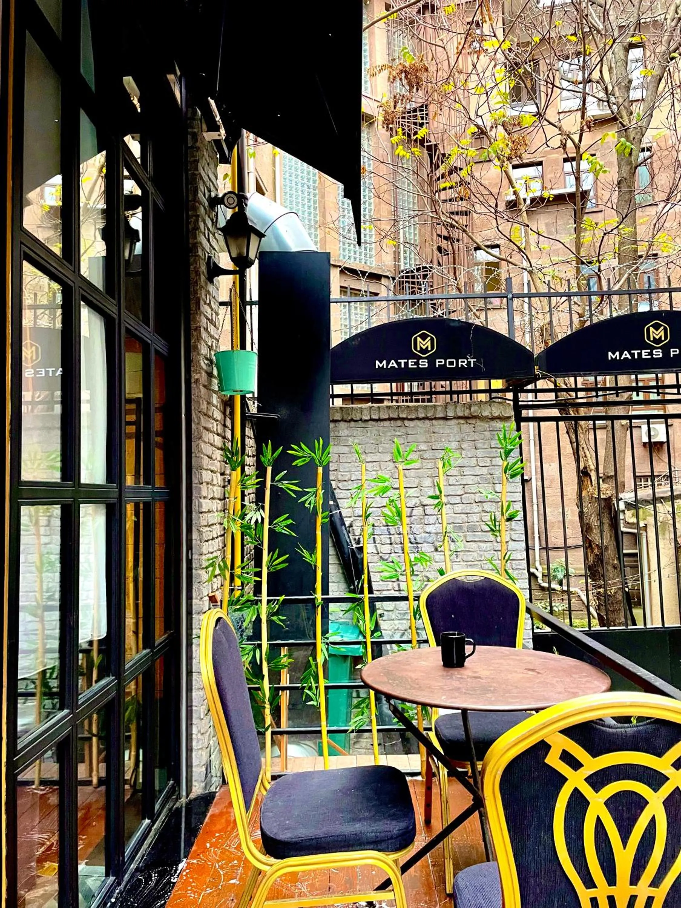 Patio in Mates Port Hotel