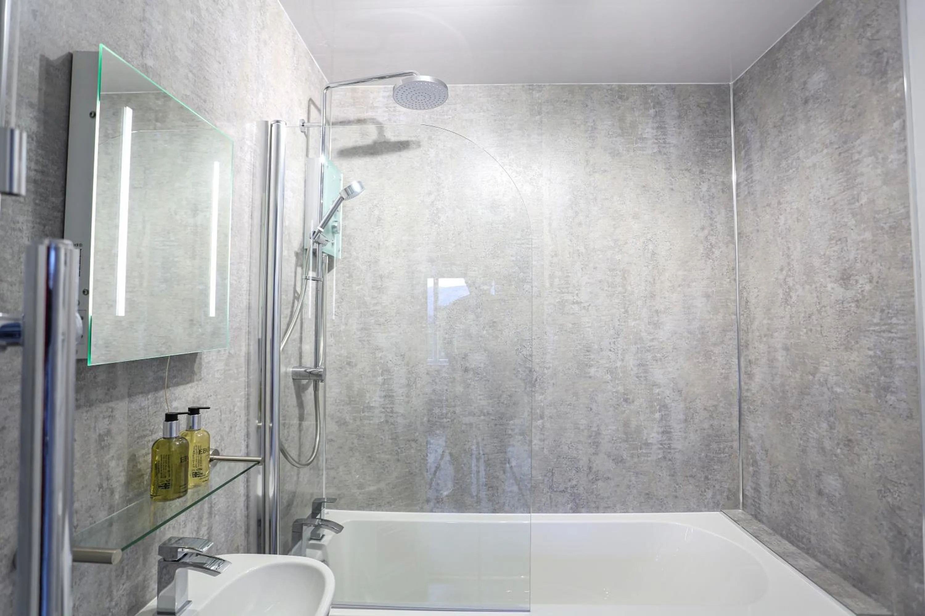 Bathroom in Dalegarth House Portinscale