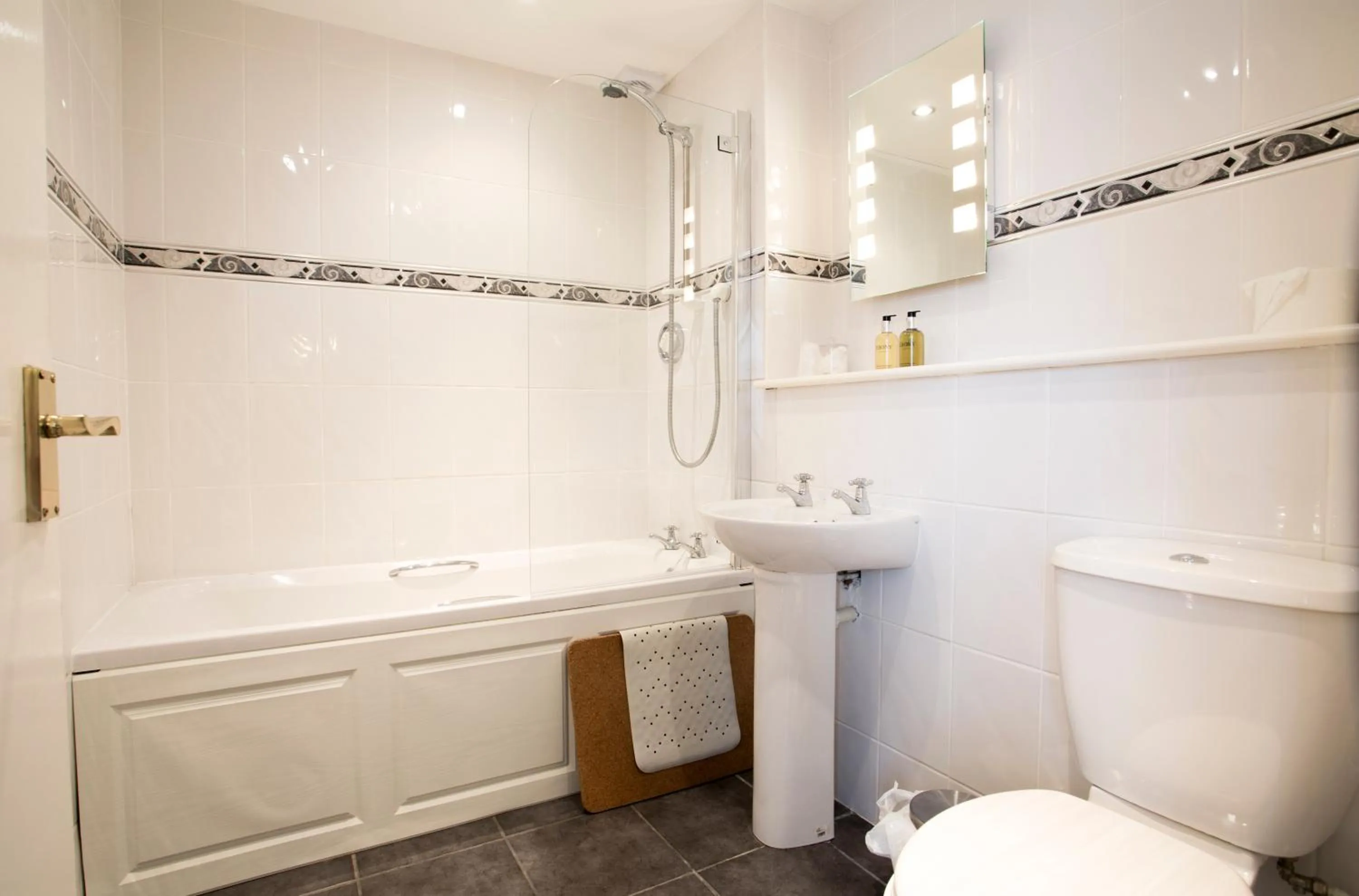 Bathroom in Dalegarth House Portinscale